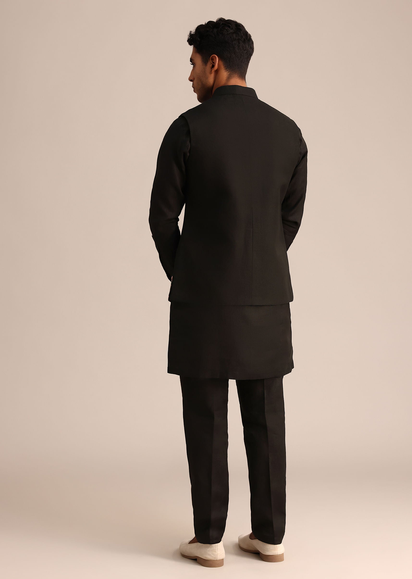 black_linen_floral_resham_work_jacket_kurta_set-sg273128_1_c238240f-b2c0-4058-9383-29f53fce2335.jpg