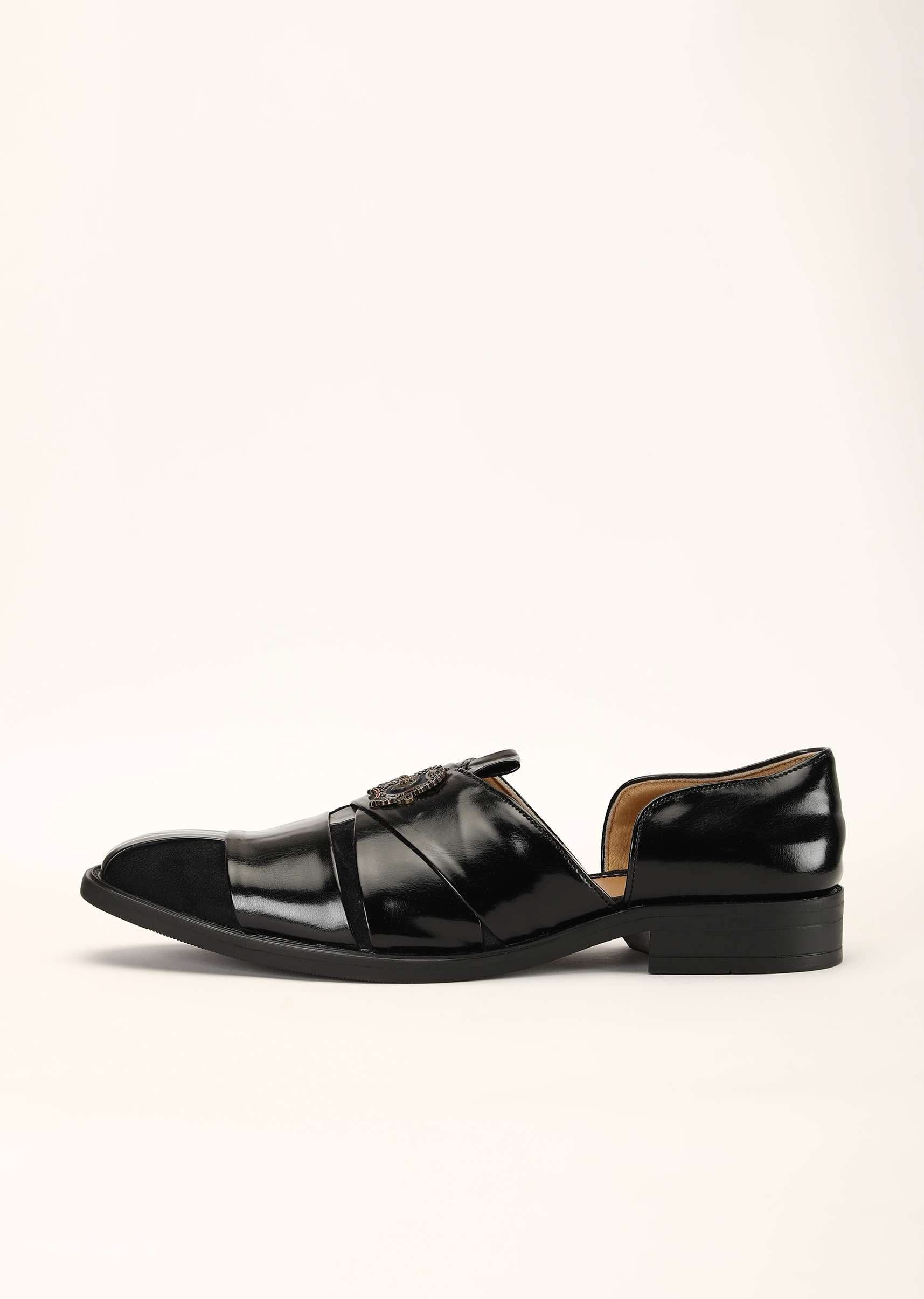 black_peshawari_footwear_in_rexine_and_suede_leather_embelli-m150nms127y-sg94571_1_1889a990-0b29-4708-b7ae-ee393f400d5f.jpg