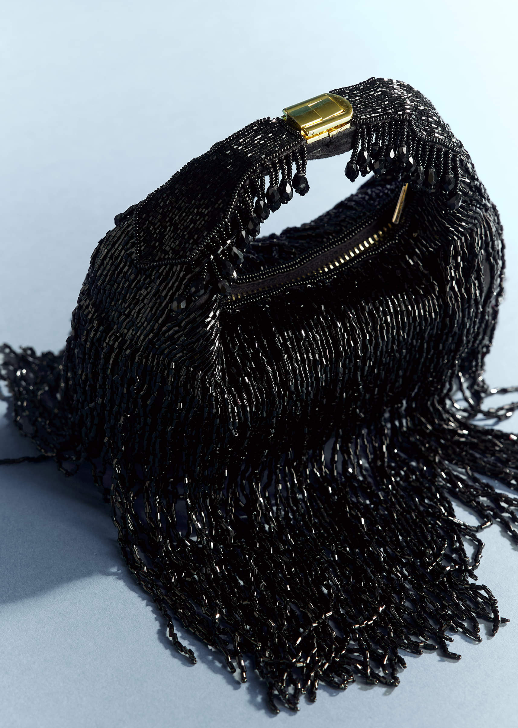 black_potli_with_tassel-sg329672-1-nosto_2.jpg
