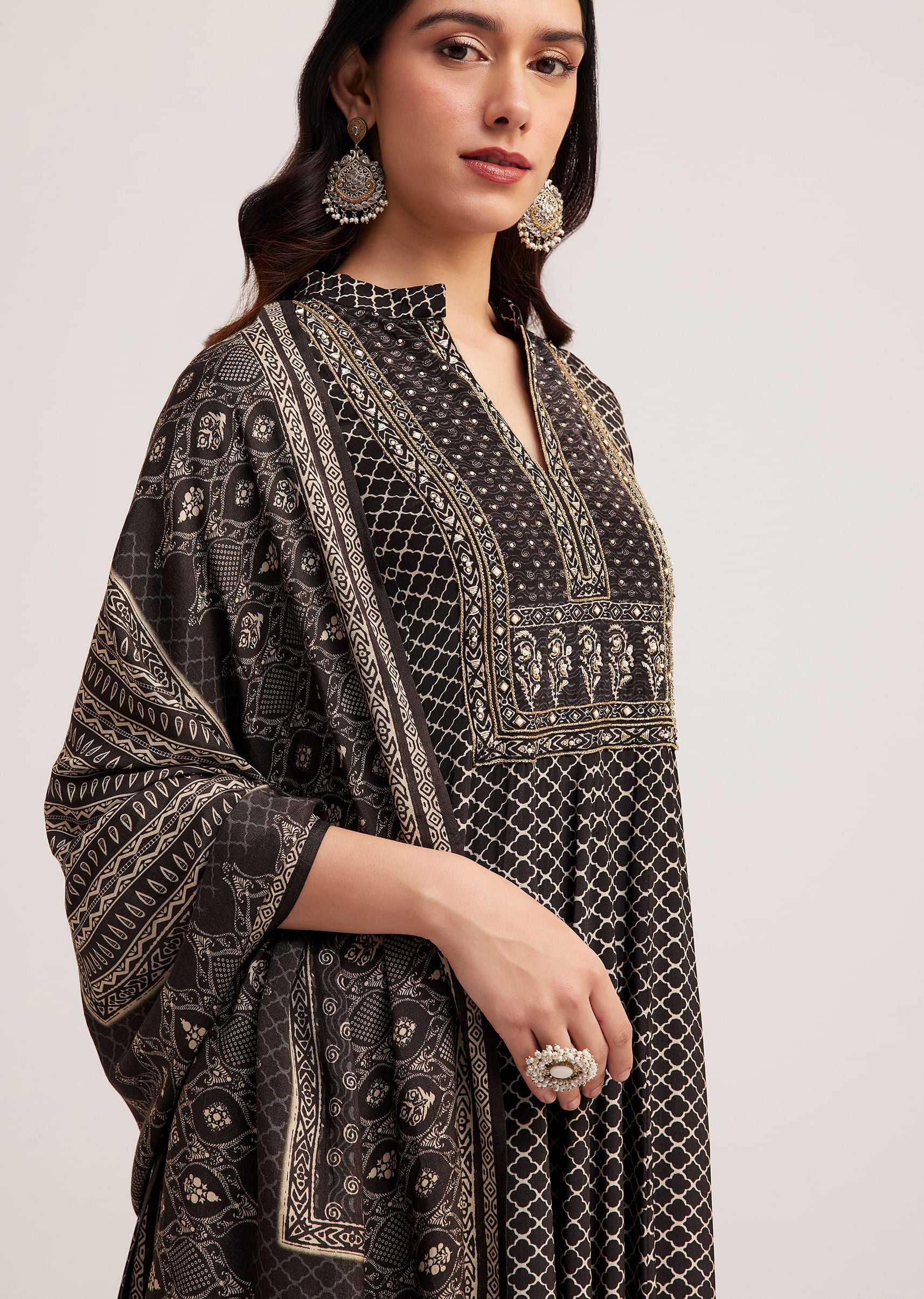 black_printed_anarkali_set_with_dupatta-sg292199_3_2bf6beae-16f1-4a2b-9f8a-495080b165ba.jpg
