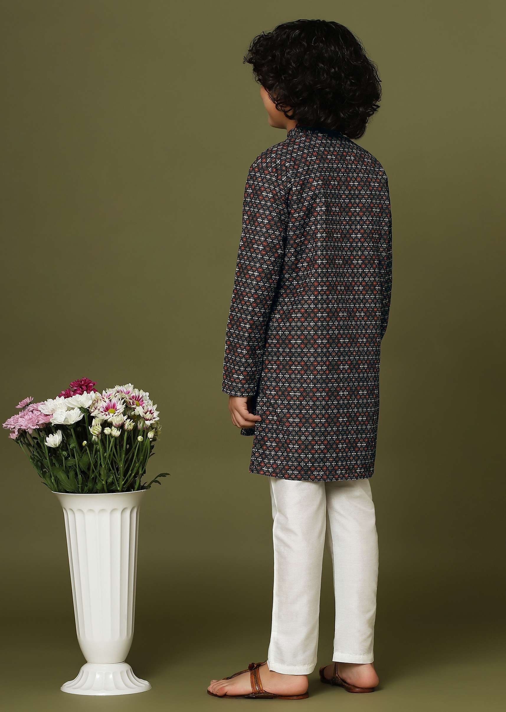black_printed_kurta-sg161235_7_6c31ed73-8b73-4e52-8c2f-572d1cf90eae.jpg