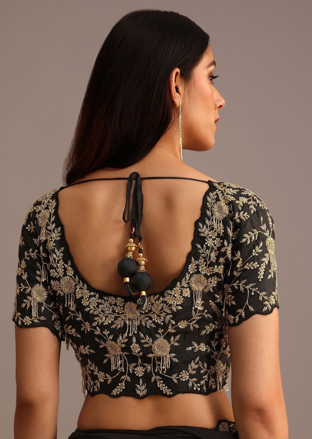 black_ready_pleated_frills_saree_with_embroided_blouse_and_b-sg264731_3_b3c3360b-c7fe-4825-872a-9580169a5cc8.jpg