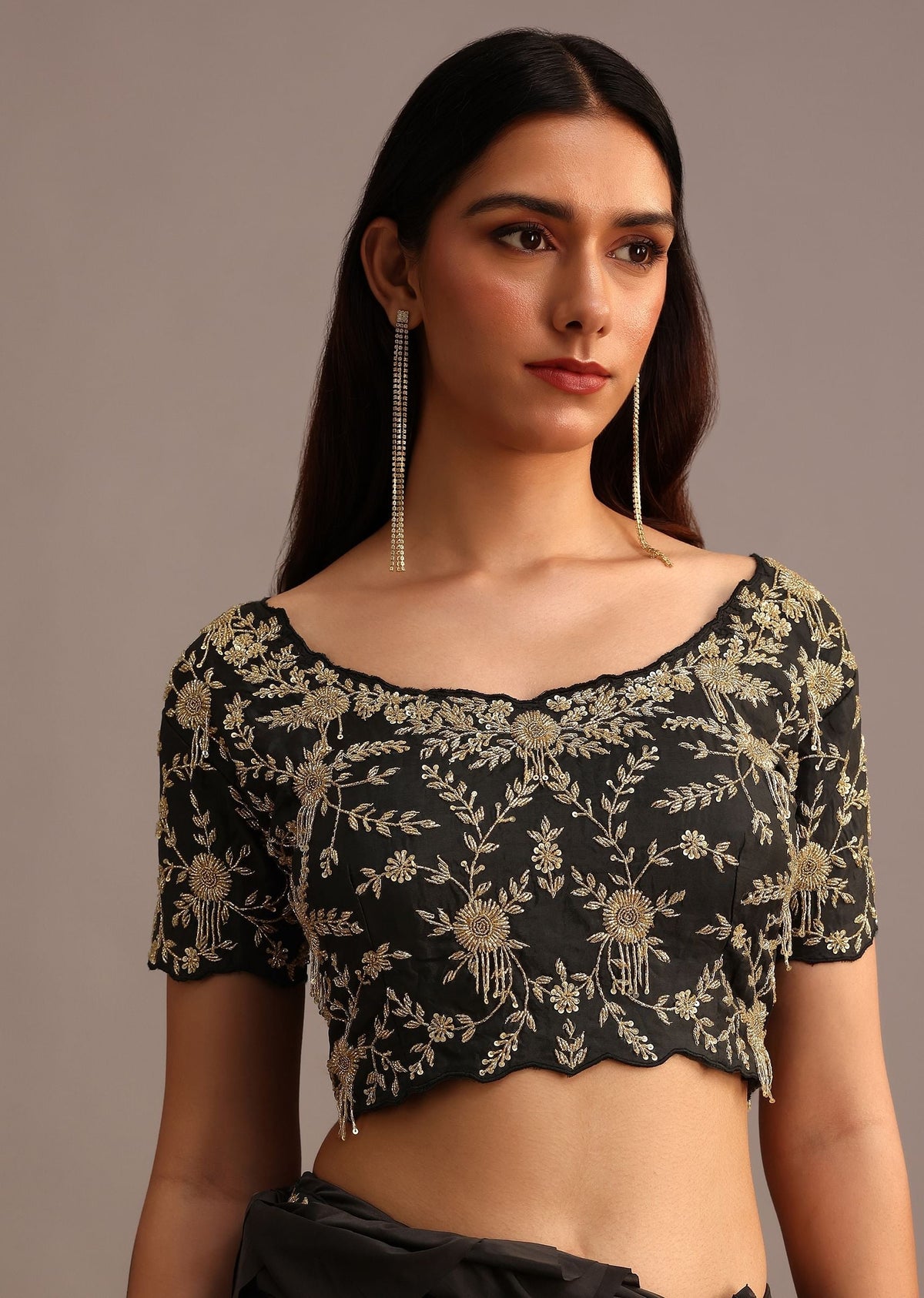 black_ready_pleated_frills_saree_with_embroided_blouse_and_b-sg264731_4_77991e7a-c62a-4484-86e4-cba3474b1aa7.jpg