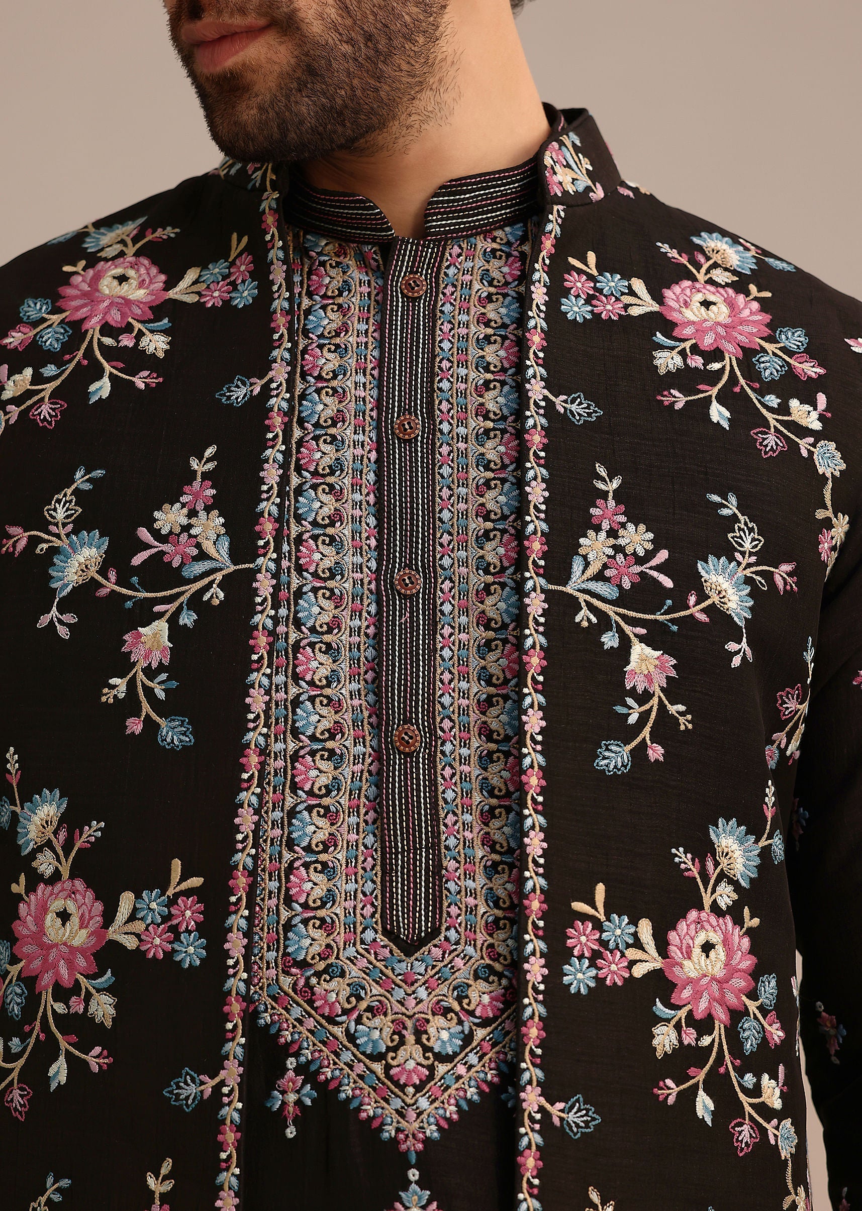 black_silk_resham_embroidered_kurta-sg273112_2_268c05c6-a511-40de-bf57-bb27d23872b7.jpg