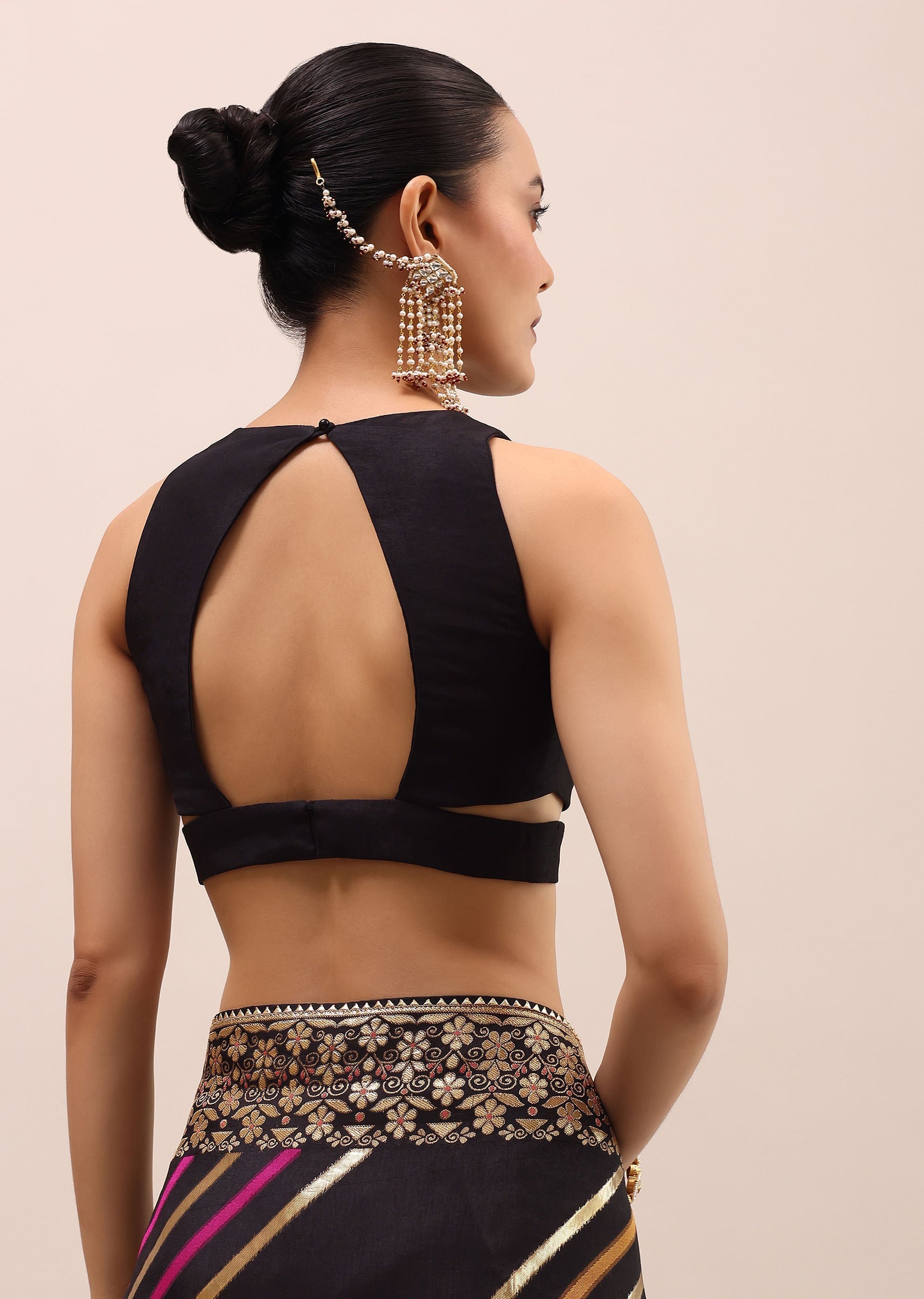 black_silk_saree_in_butta_work_with_unstitched_blouse-sg227296_3_f24fba77-f9f4-4330-9417-0b6472b61f6c.jpg