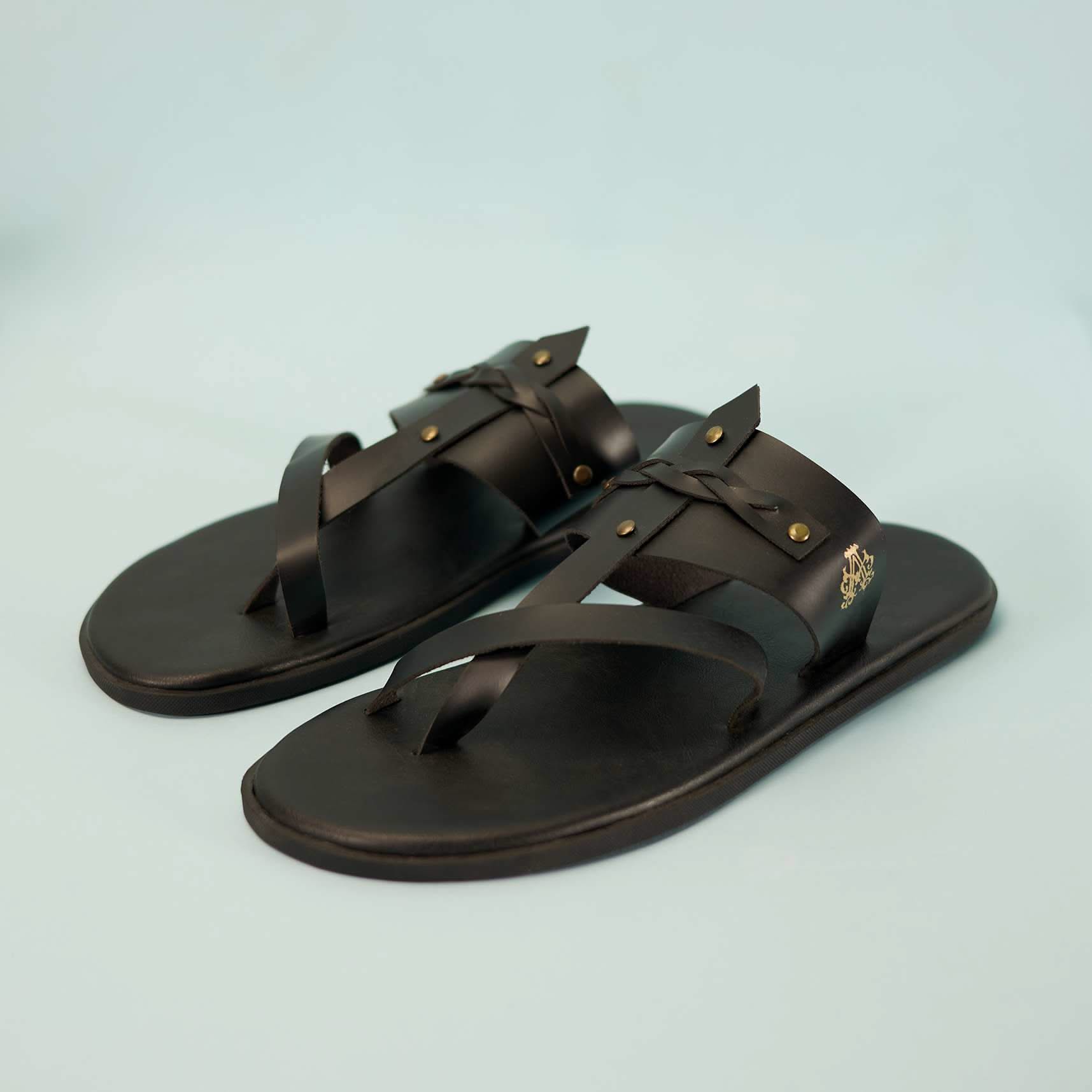 black_strappy_slides_for_men_in_leather_with_buttons-sg124675_3_8402a187-53aa-454b-a6f9-36d3c3ca76b8.jpg