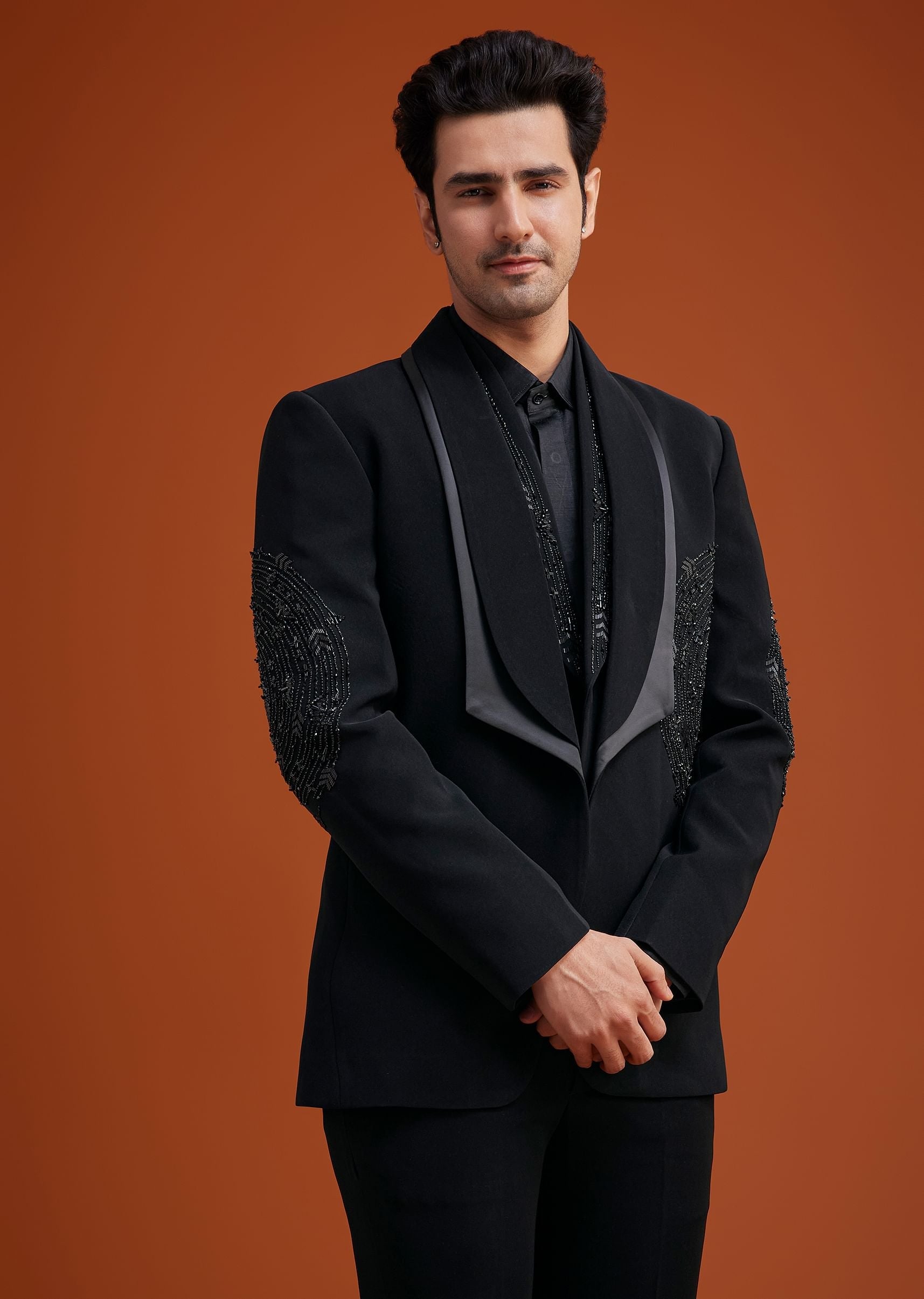 black_tuxedo_with-sg299048-5_3_41c23ab5-3108-4687-be1f-423cc04081cf.jpg
