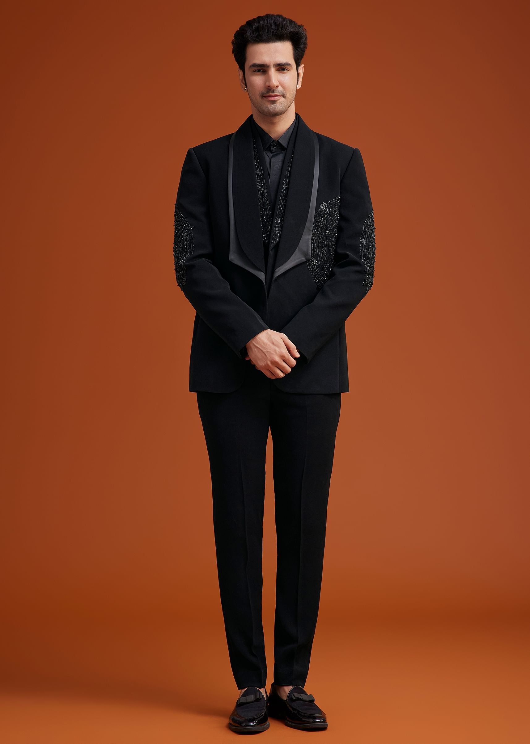 black_tuxedo_with-sg299048-5_4_0acc634b-f768-43a8-bc7f-3bfef6be1d4f.jpg