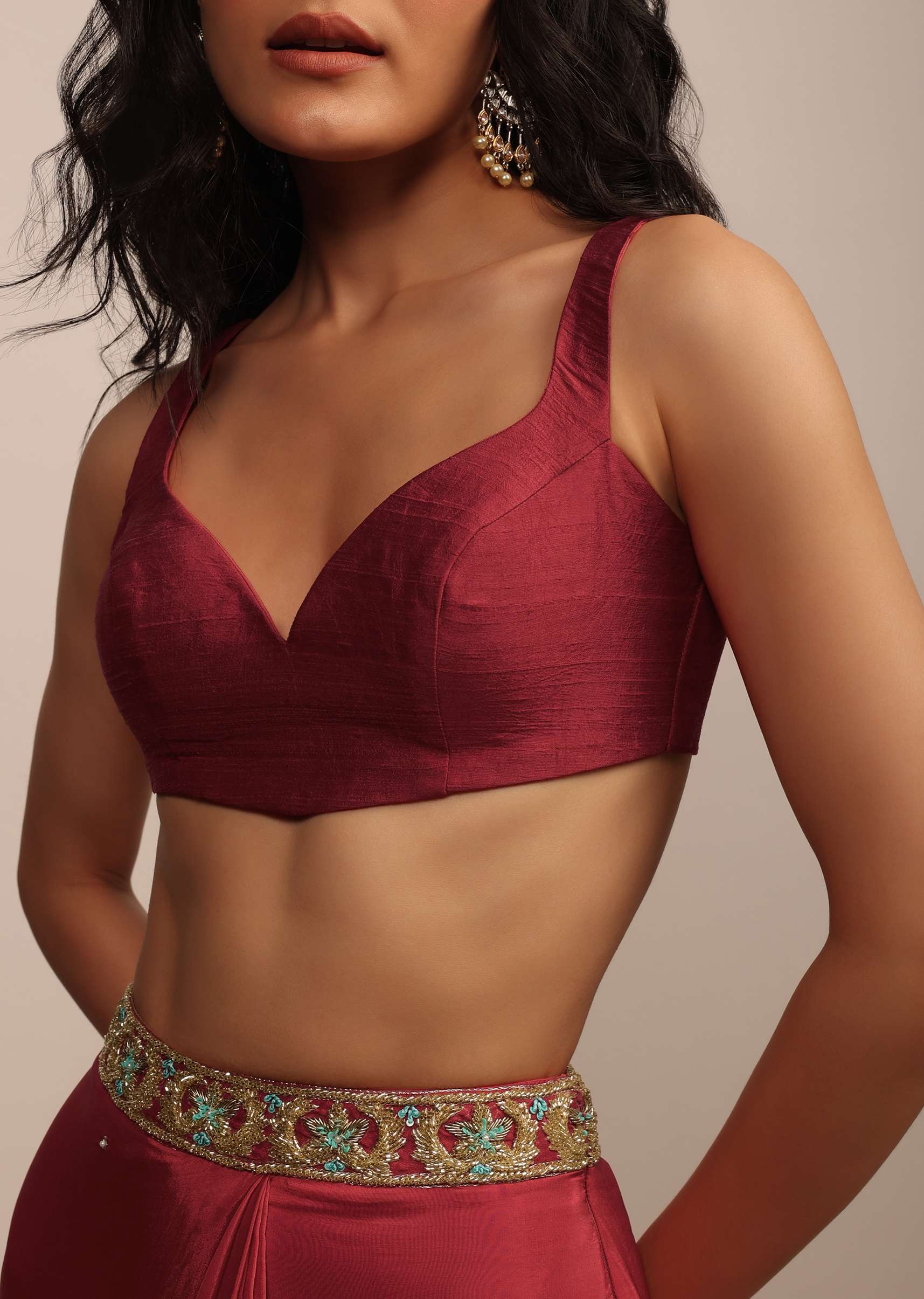 blood_red_sleeveless_blouse_in_raw_silk_with_sweetheart_neckline-sg147519_3_3cc30747-426f-4fbf-8f5d-b04e7451a52d.jpg