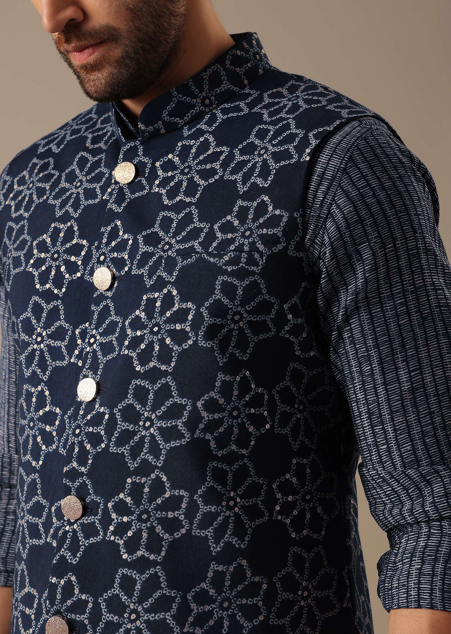 blue-bandhani-print-bundi-_-kurta-set-in-silk-sg176220_3_4757aeb4-84ee-449d-80b1-01b974502c8b.jpg