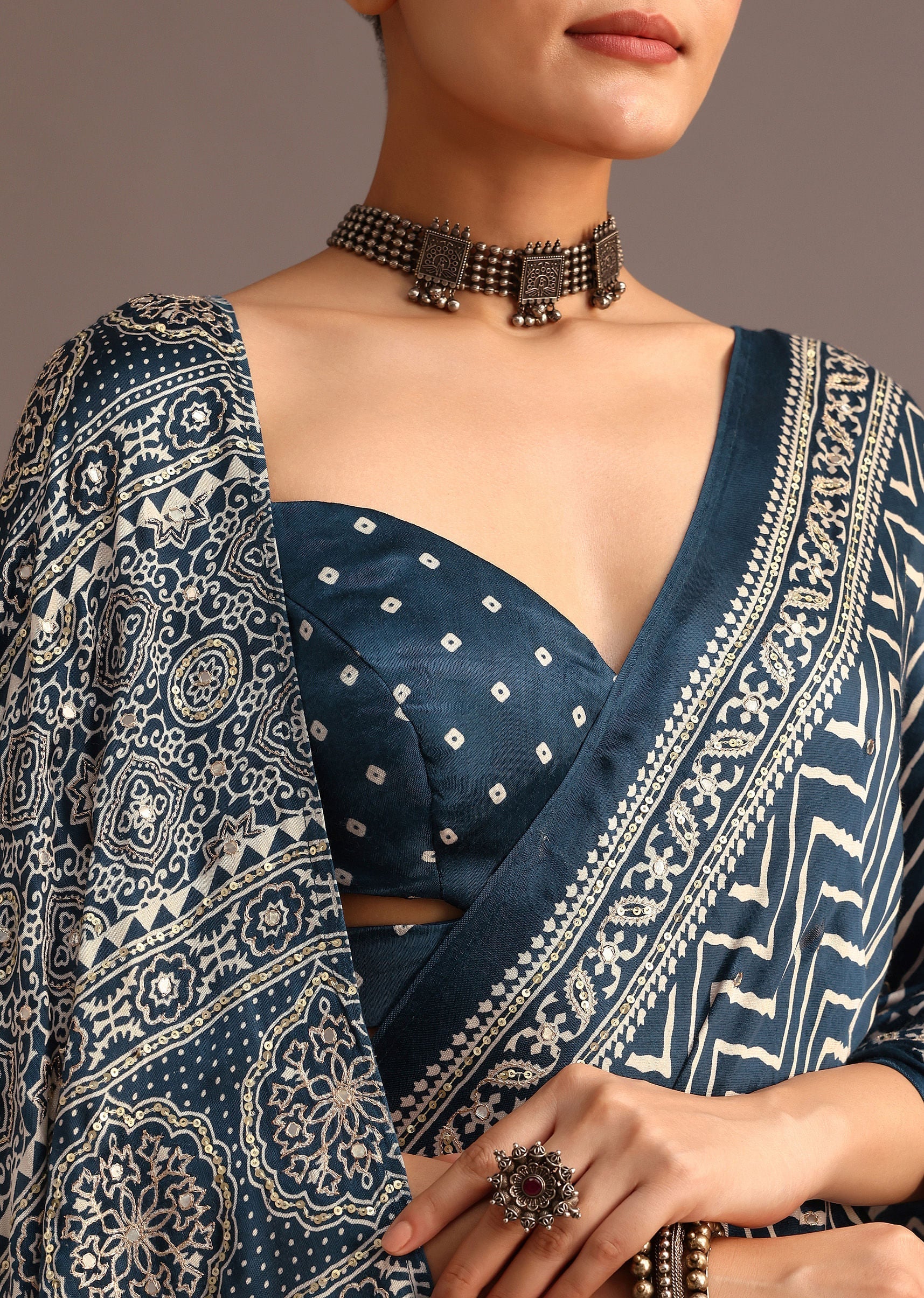 blue-chevron-and-ajrakh-printed-satin-saree-sg257841_6_855dfdb1-d1c7-4572-a71a-2a0e025df3e1.jpg