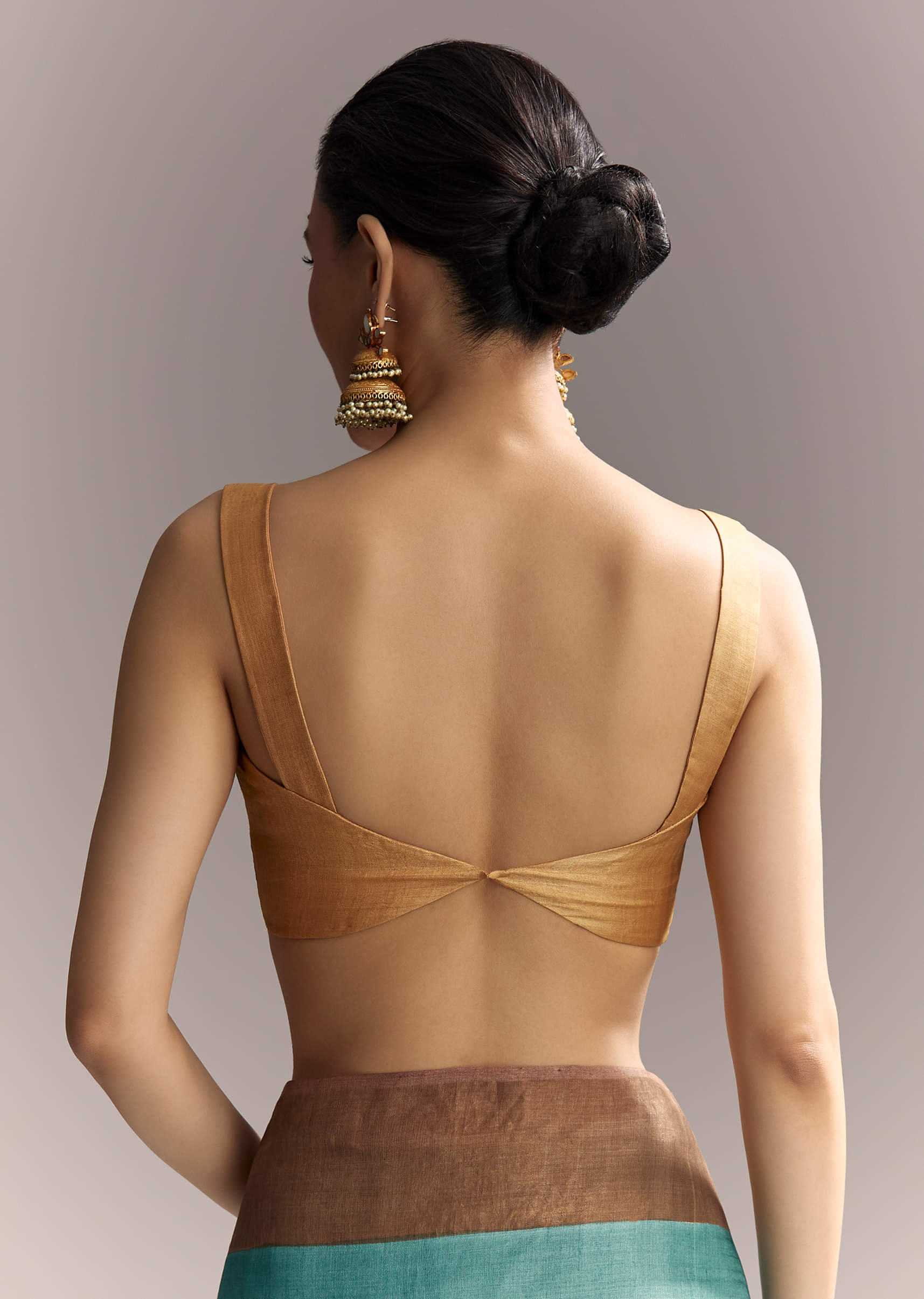 blue-cotton-silk-hand-painted-saree-with-brown-border-sg317770-8.jpg
