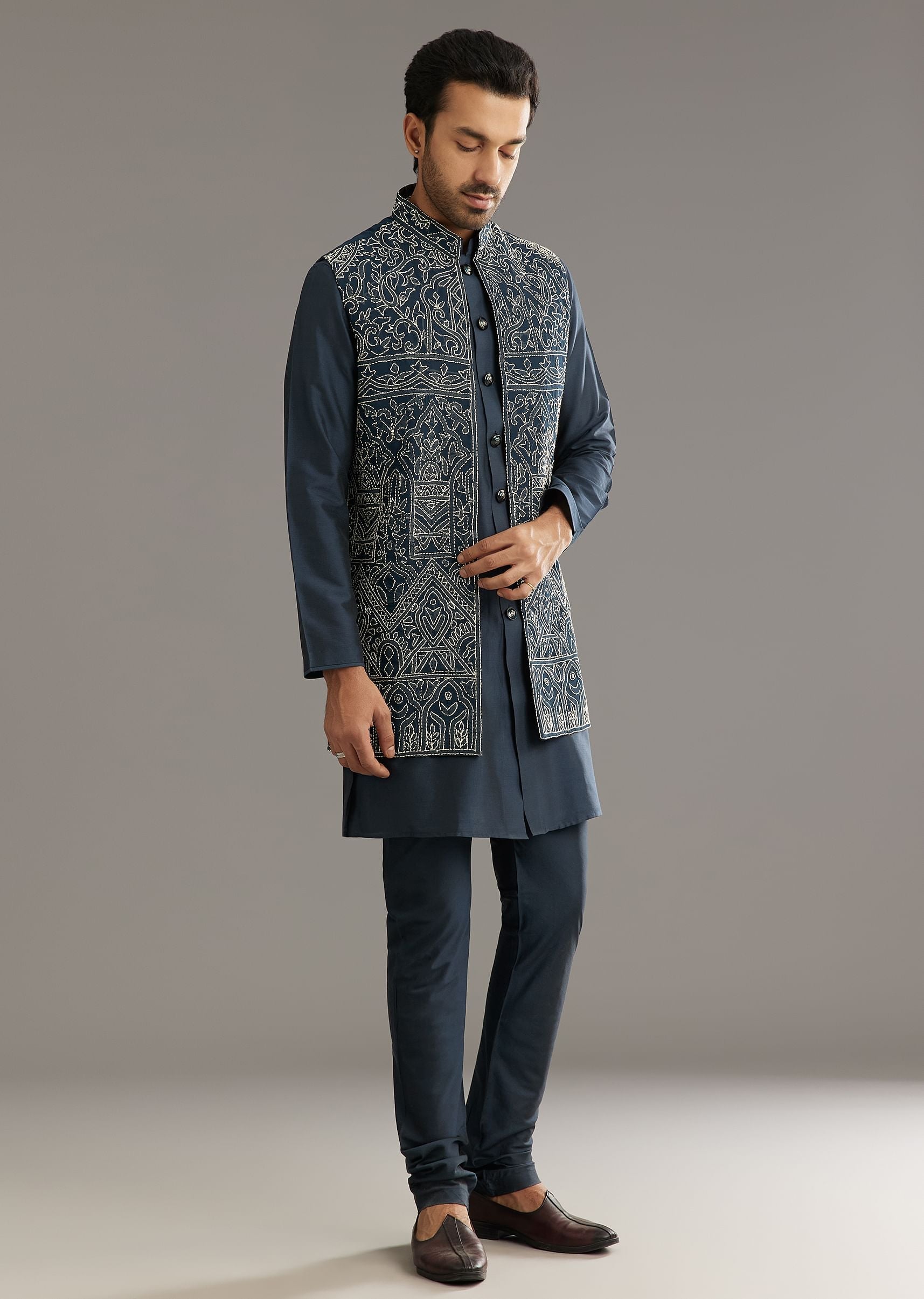 blue-kurta-set-with-thread-embroidered-jacket-sg259295-5_d4672c66-8a0a-47a7-bbb2-5932eedefcf4.jpg