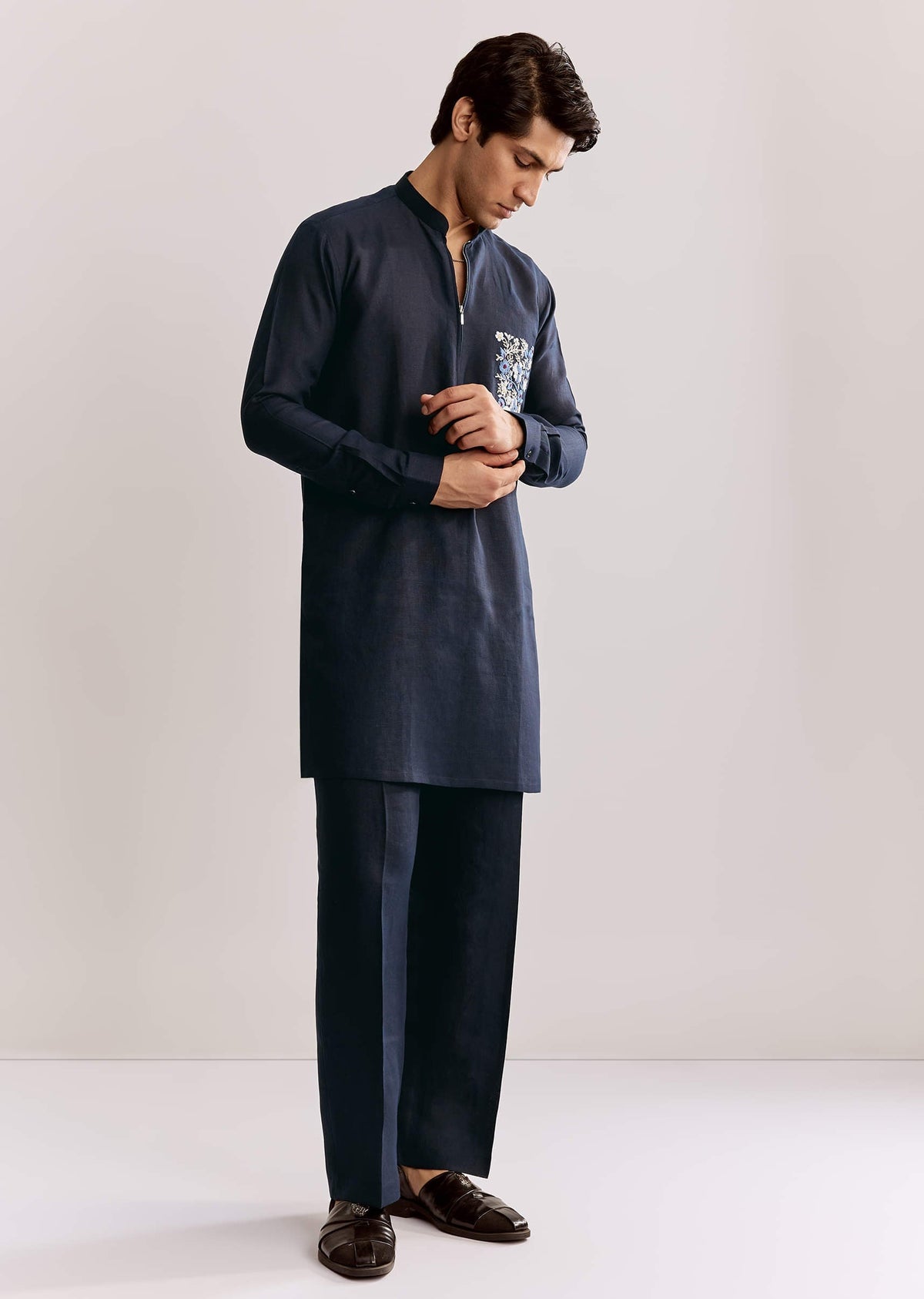 blue-linen-kurta-set-with-embroidery-sg319993-2_4067666c-47bb-492f-a06c-a80318cc99b2.jpg