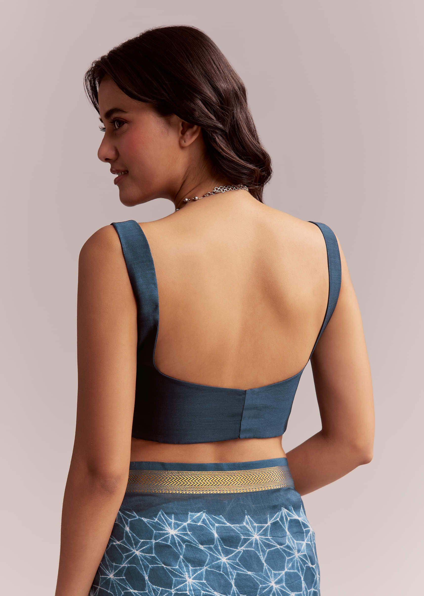 blue-linen-printed-saree-with-hand-dyed-shibori-print-sg311971-8.jpg