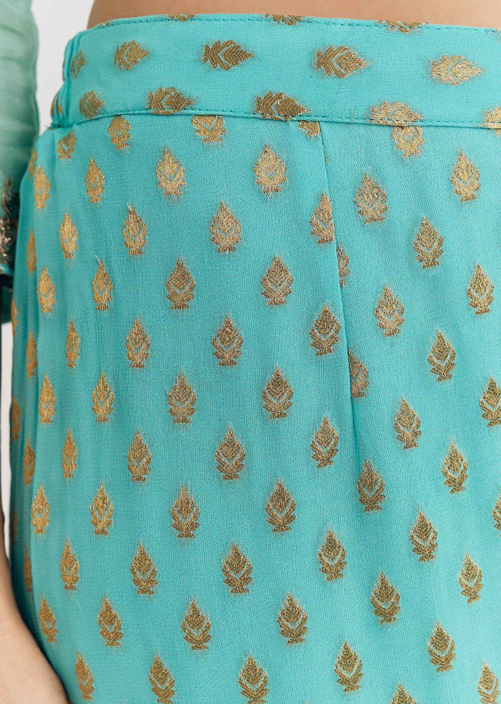 blue-ombre-kurta-palazzo-suit-with-zardosi-and-sequins-work-sg318597-6_9e083c7d-9b2c-47e0-9d66-c0d7ace6854e.jpg