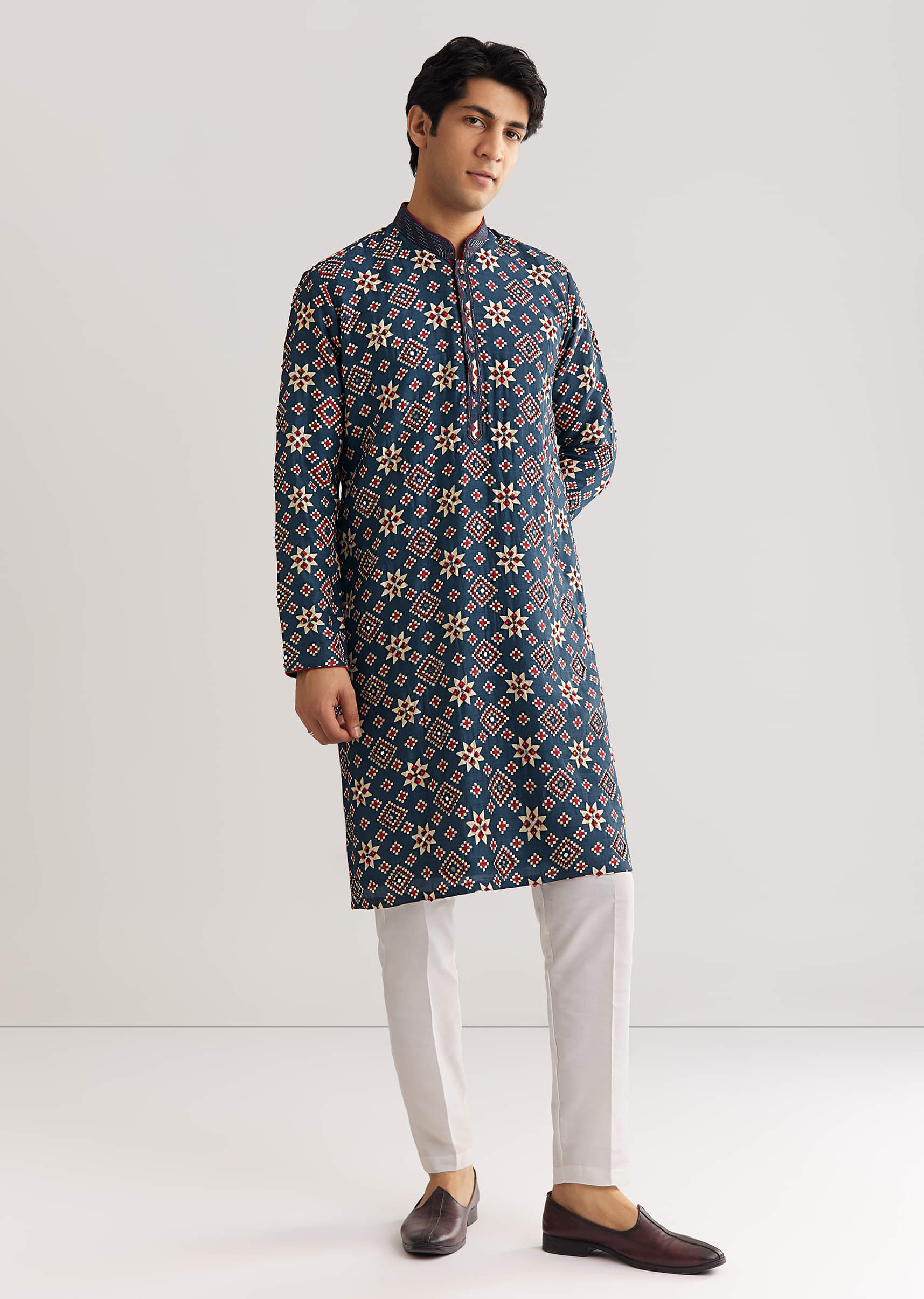 blue-rawsilk-kurta-set-with-beaded-embroidery-sg323600-4_3a02424e-4e88-40be-b045-01640749a012.jpg