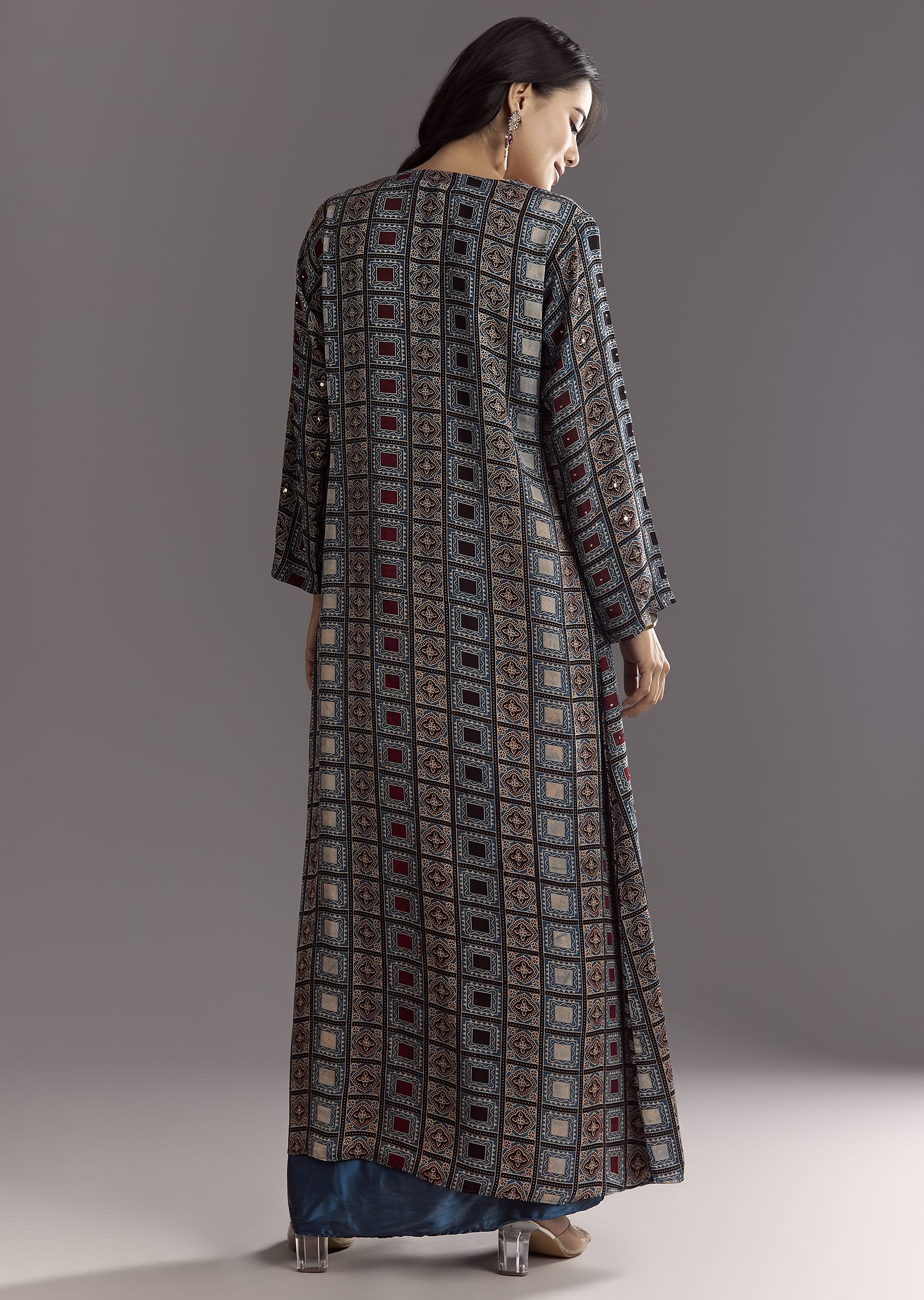 blue-satin-ajrakh-printed-indowestern-croptop-jacket-with-mirror-work-sg306073-5_a0f7cae8-42c3-4c77-b2c4-6d44dd667513.jpg
