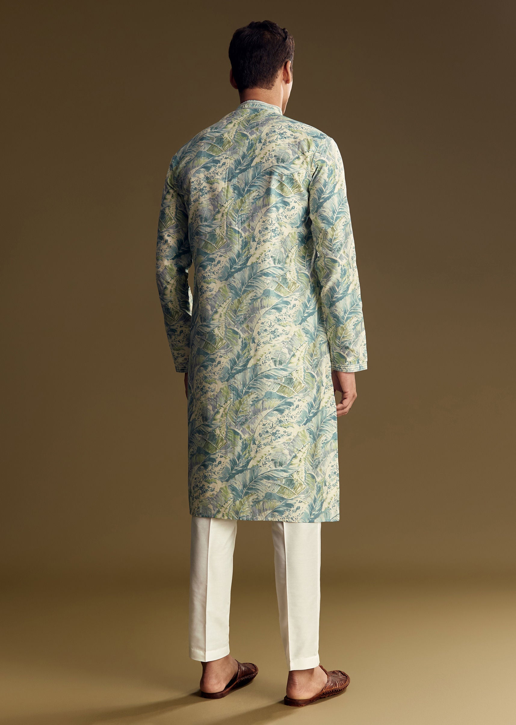 blue-silk-kurta-set-with-floral-and-foil-print-sg328169-5_5f76e5ae-f629-4064-96c0-6512519fa952.jpg