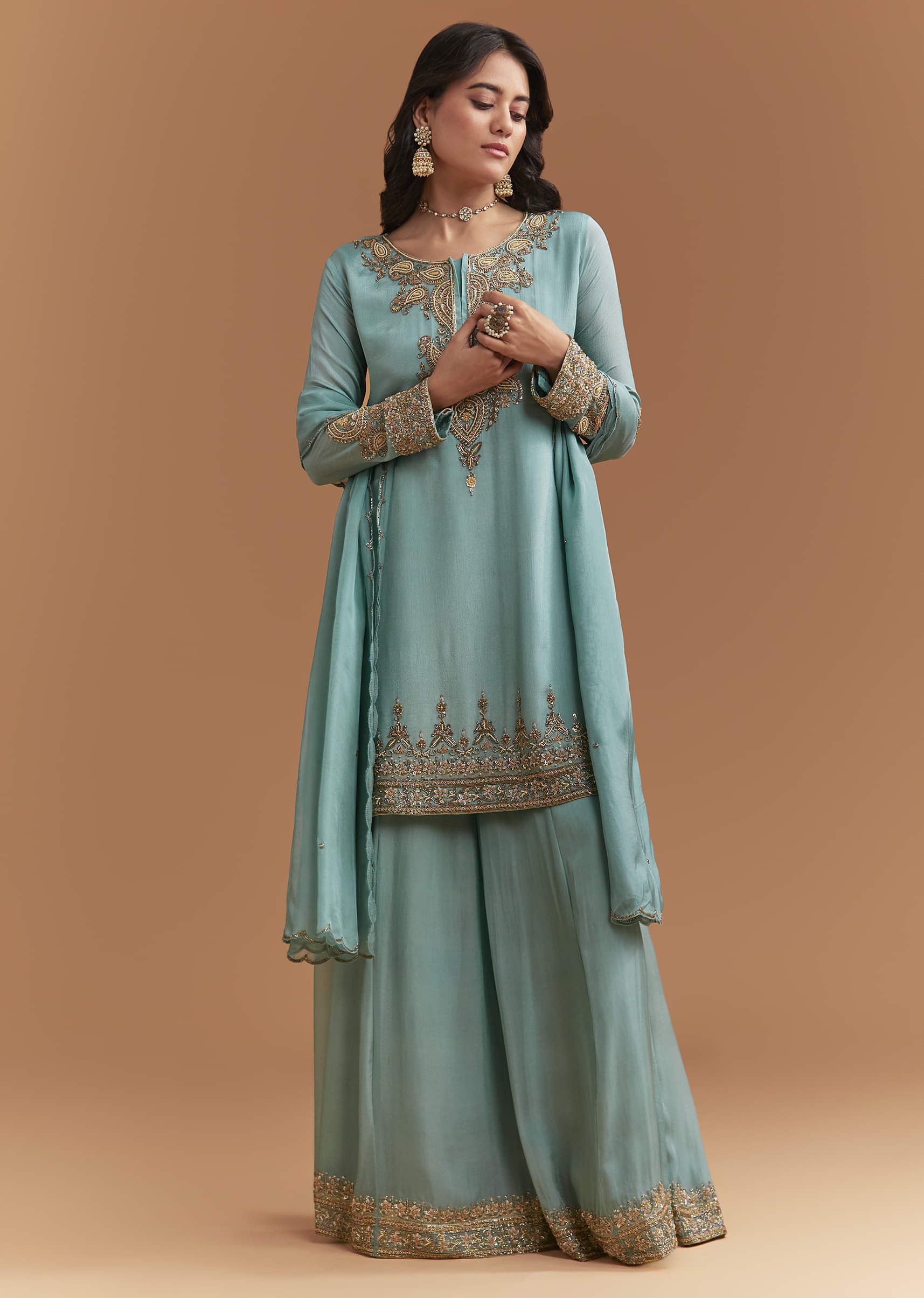 blue_chinon_palazzo_suit_with_moti_and_cutdana-sg362823-6_3.jpg