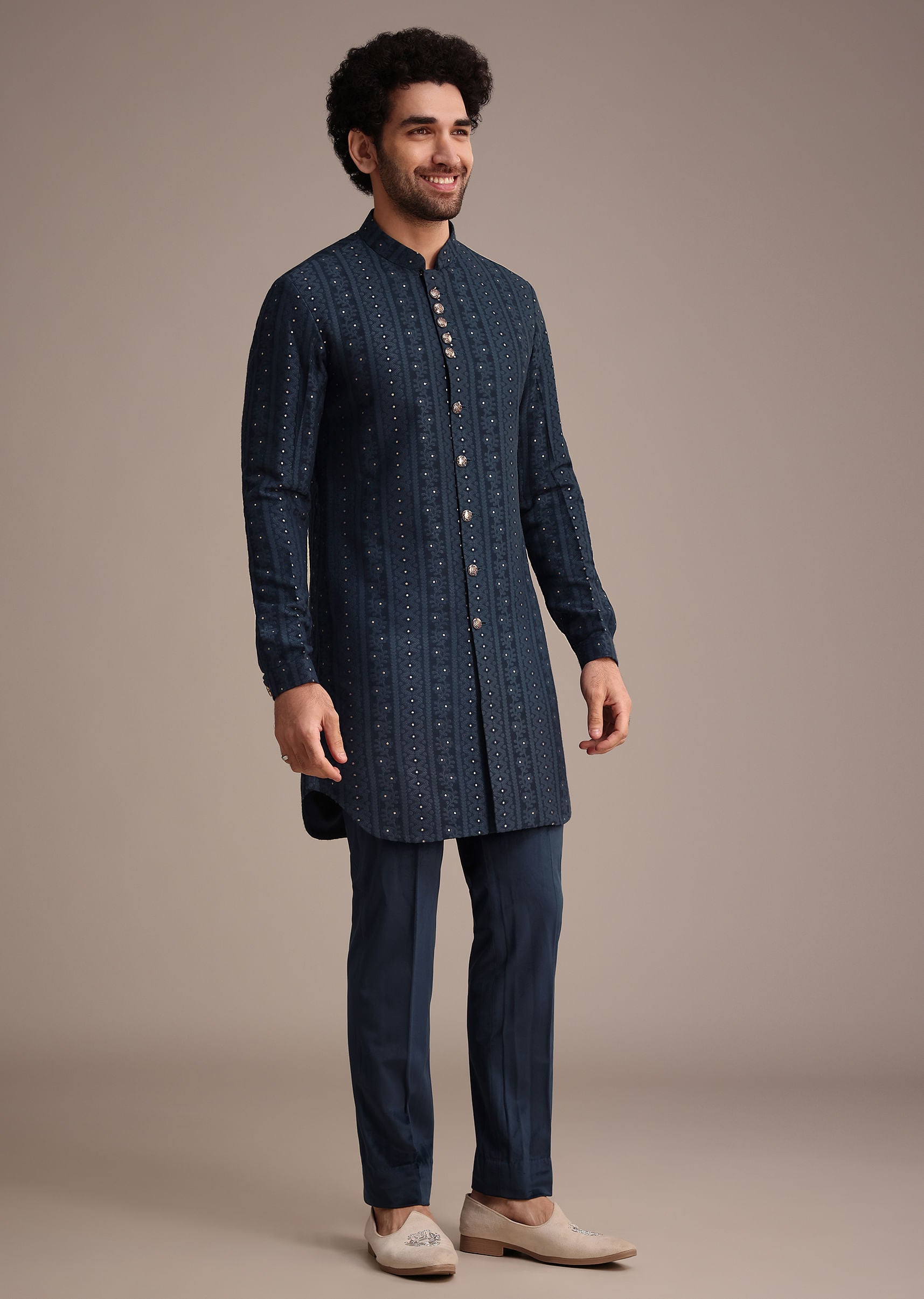 blue_jacquard_kurta_jacket_set_with_broach-sg258930_8_957f5c3f-399a-4f15-acfa-449a6f52b4af.jpg