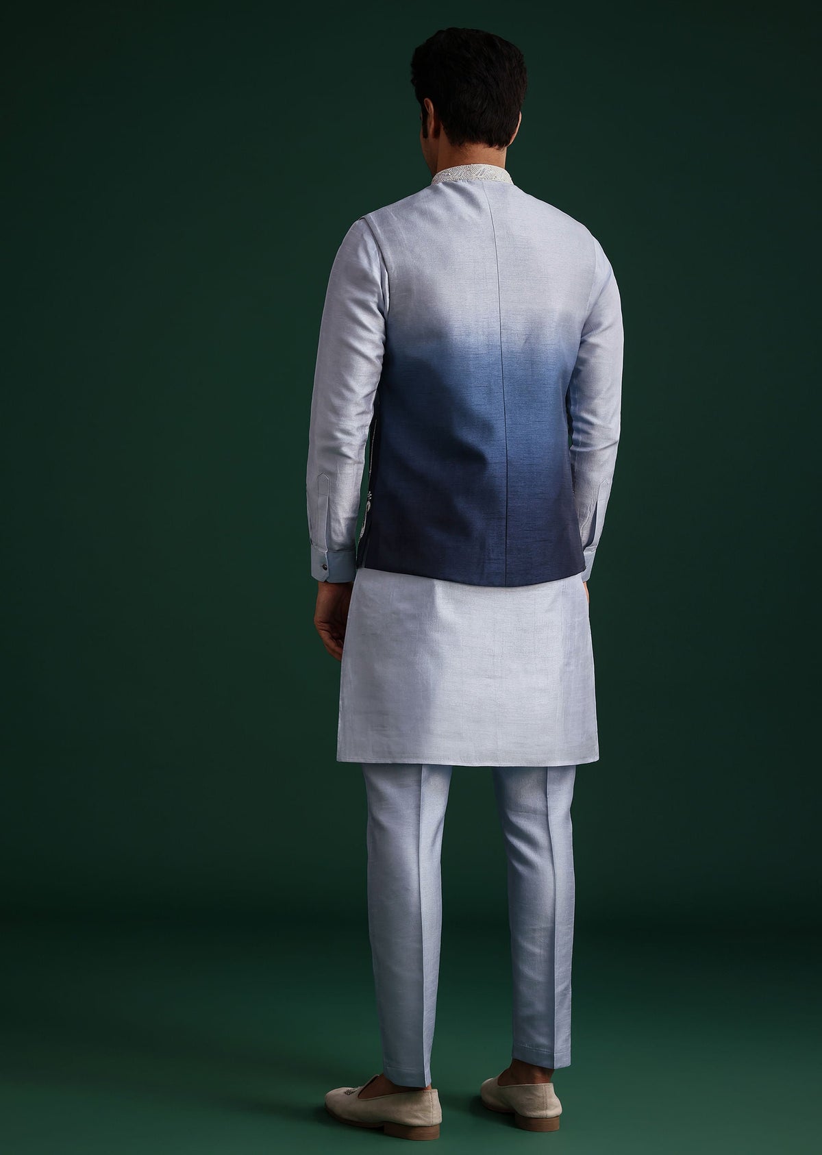 blue_ombre_zardosi_work_jacket_set_with_flamingo_motifs-sg259829_3_af31d481-85fc-44ff-8c0b-c49b0400b575.jpg
