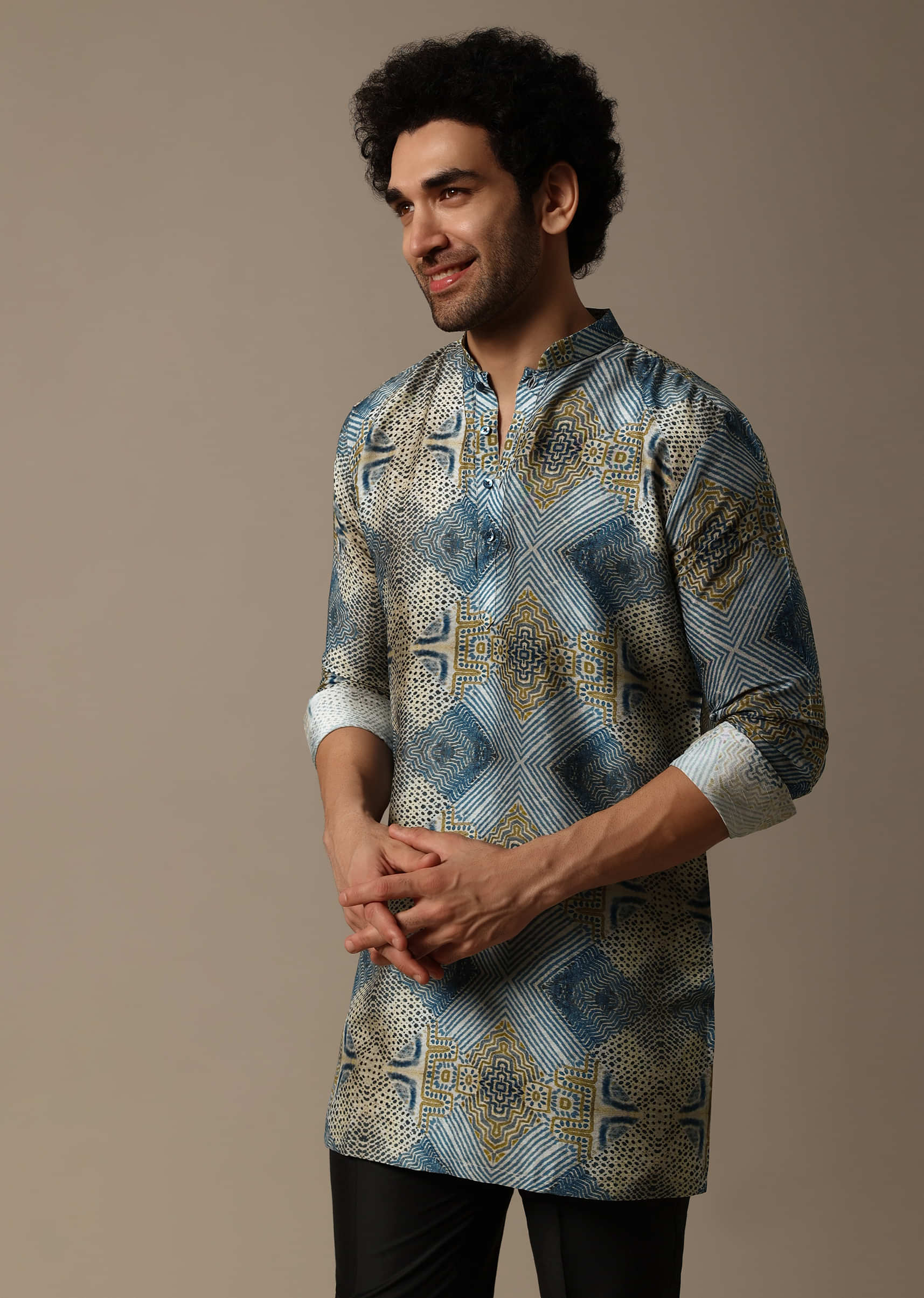 blue_printed_silk_short_kurta_set_for_men-sg229374_5_0551c873-f7c8-4279-9092-dfb29d166cd9.jpg
