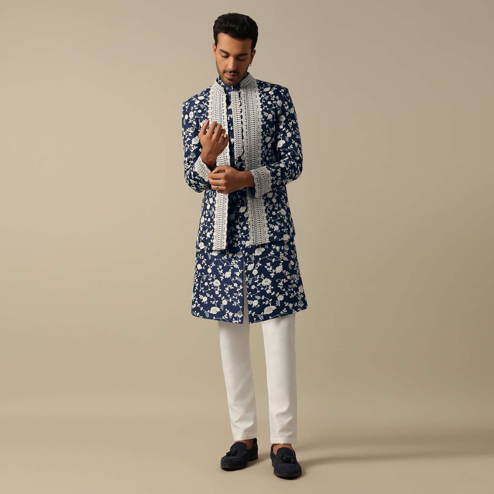 blue_sherwani_set_for_sangeet_celebrations-sg194370_16_48d3c17a-e46c-4abf-939a-587528ed132b.jpg