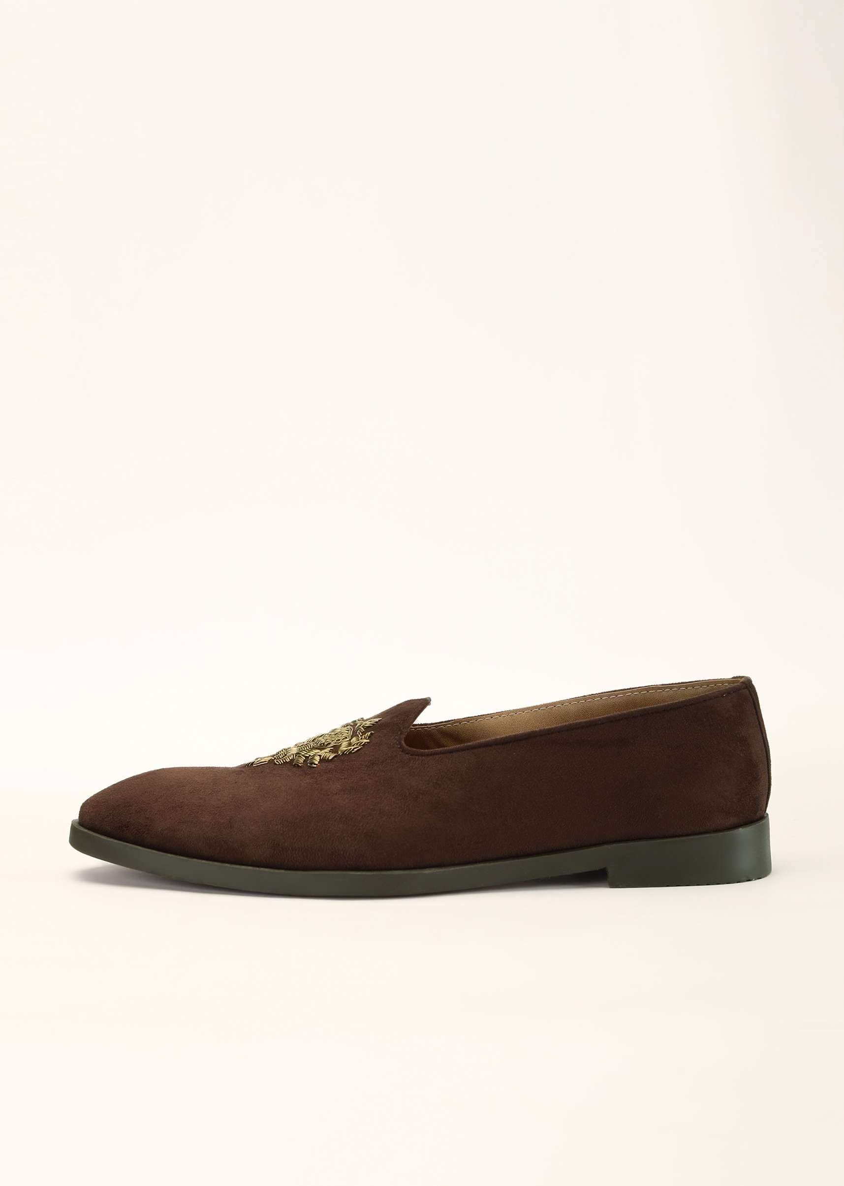 brown_juttis_in_suede_with_zardosi_embroidered_motif-m150nms044hy-sg94502_1_c722c34c-c608-4550-85e7-2d78cbaa8759.jpg