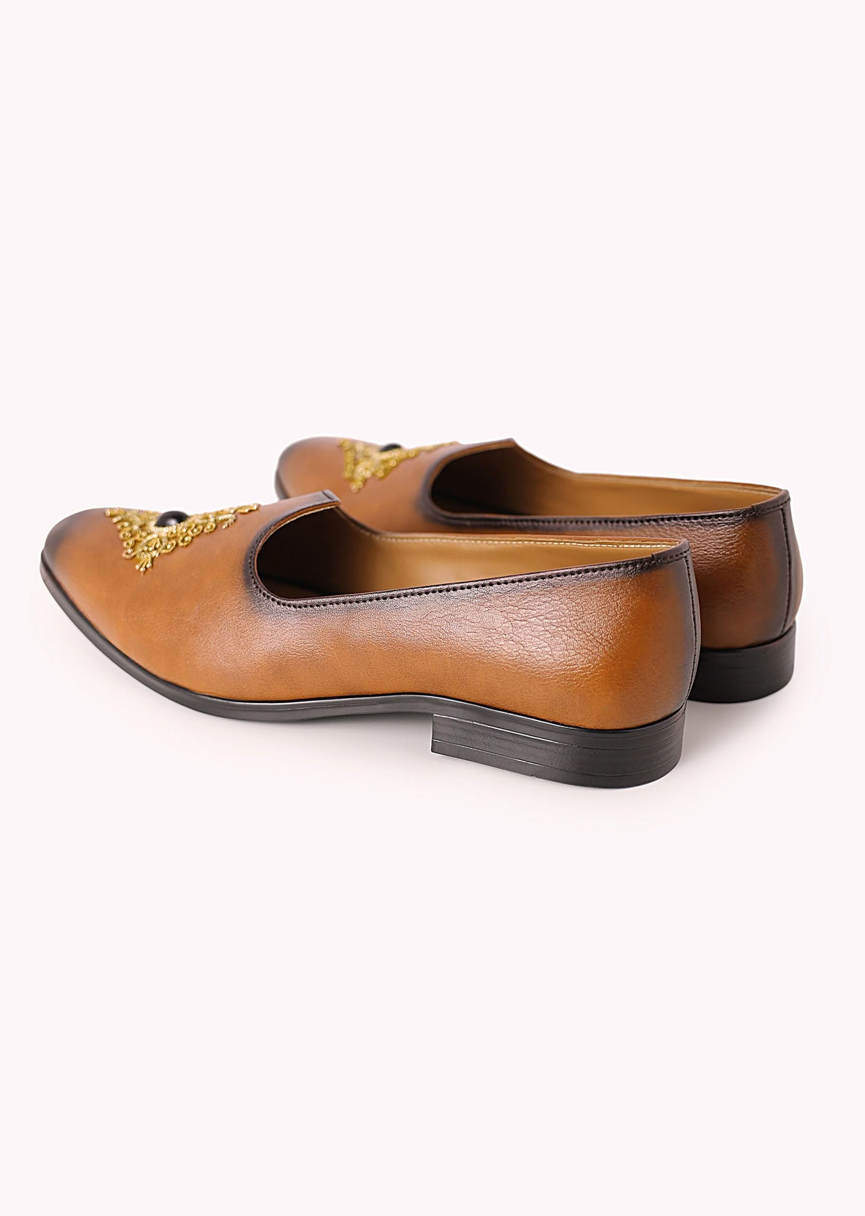 brown_shaded_juttis_with-sg179198_7__nasto_0add8552-ce9a-470c-b544-e955c34bdae8.jpg