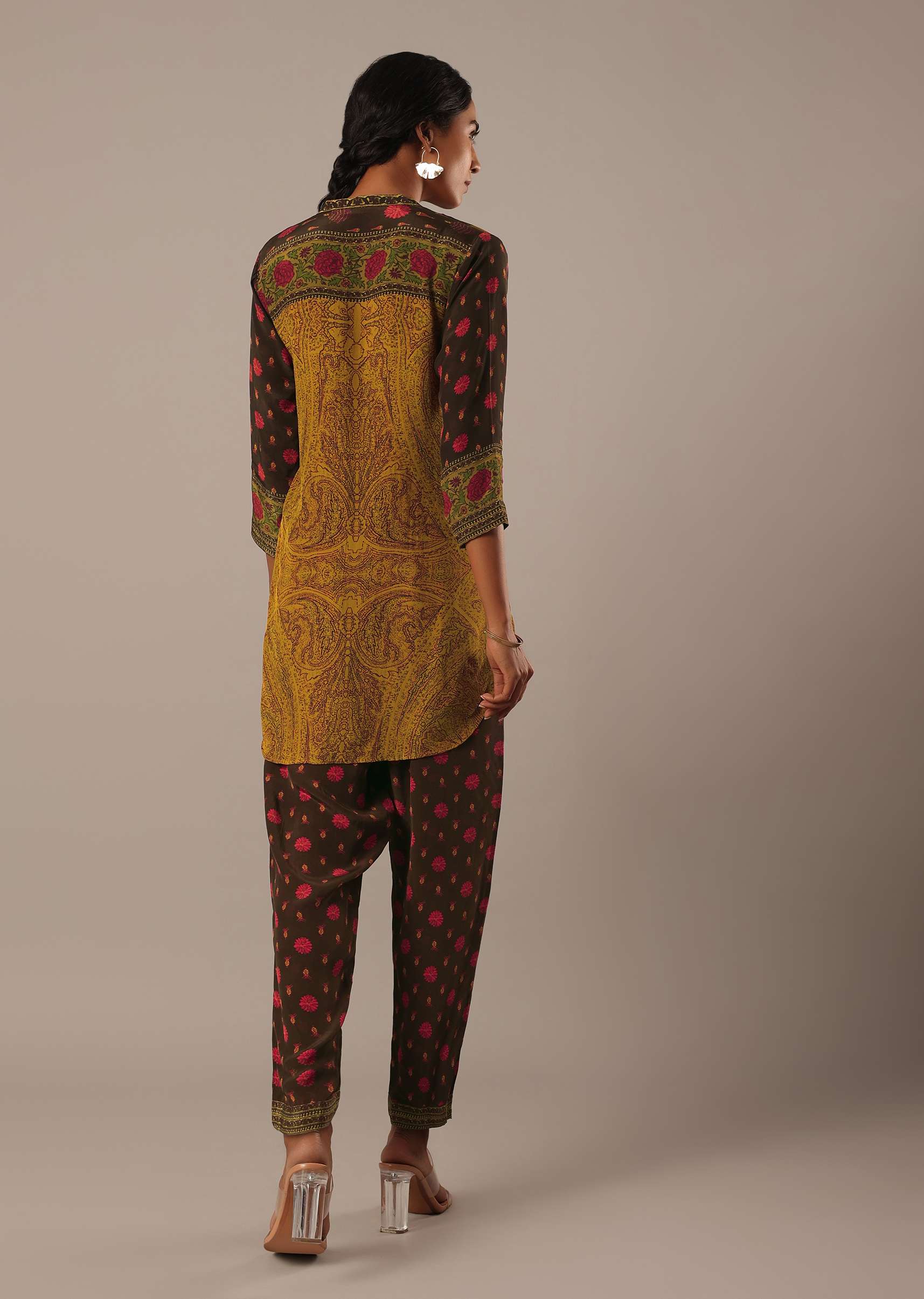 brown_short_kurti_set_with_printed_detail-sg199206_7_7dae68f6-c383-41ef-9b77-d50930138242.jpg