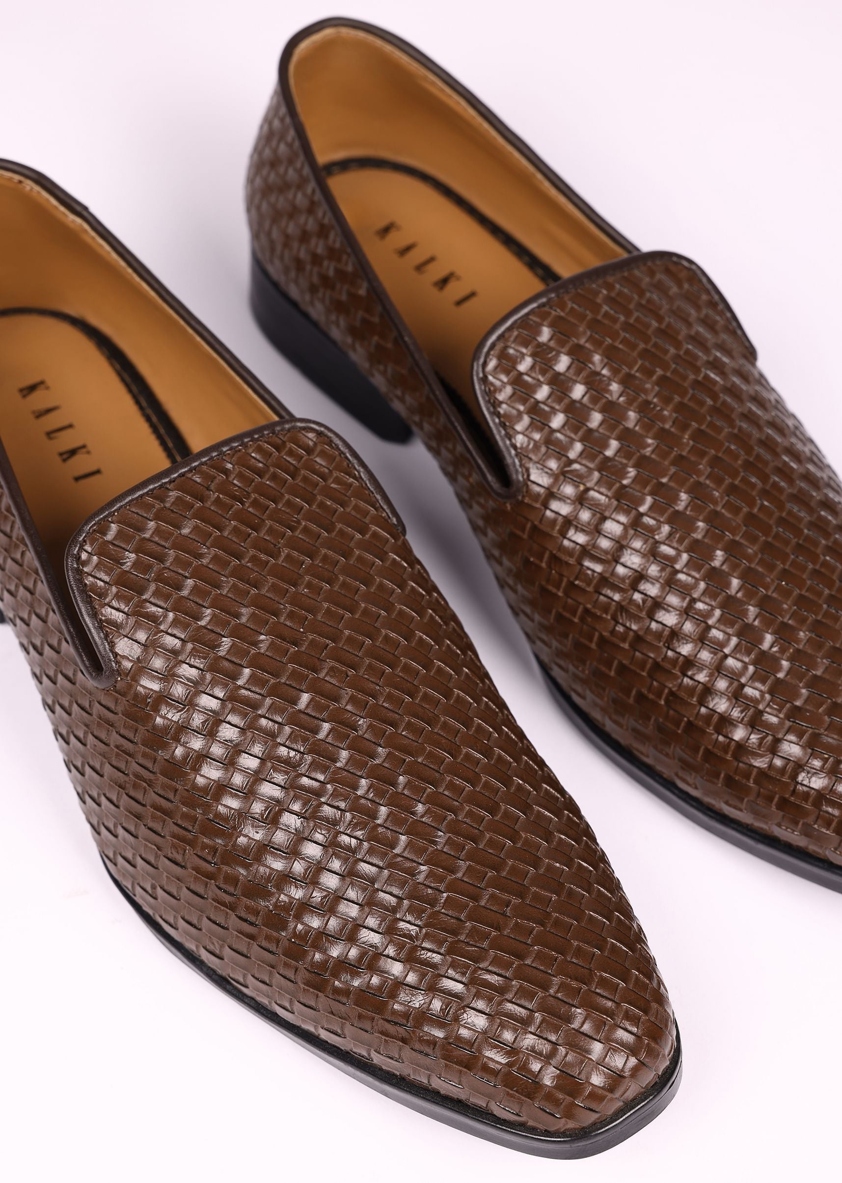 brown_vegan_leather_jutti-sg202608_11_36a1c275-8294-456c-b820-4dda9cbb674c.jpg