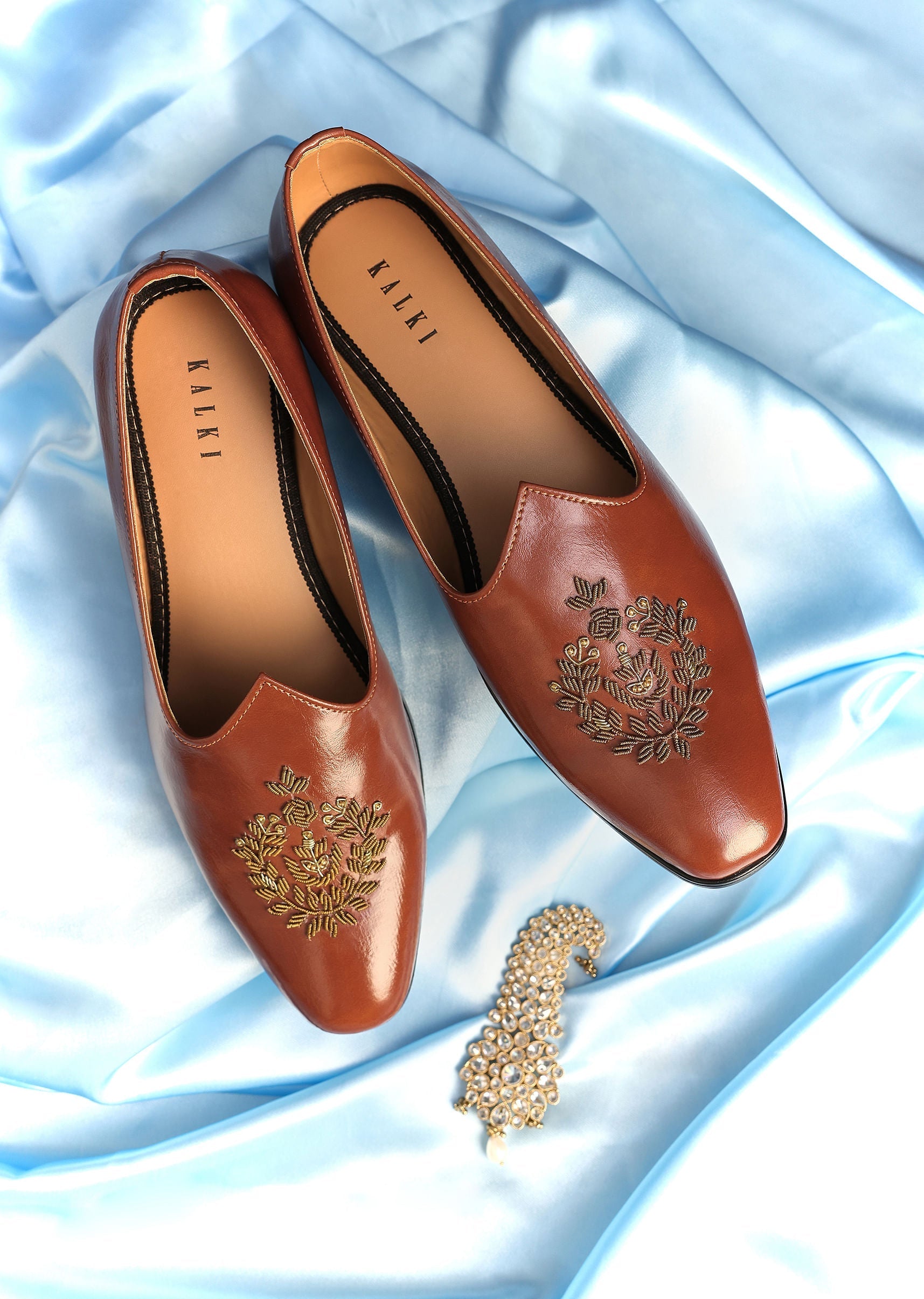 brown_vegan_leather_jutti_with_zardosi_work-sg242038_4_a28d89a6-0cac-465b-a36c-15b2f07a3c52.jpg