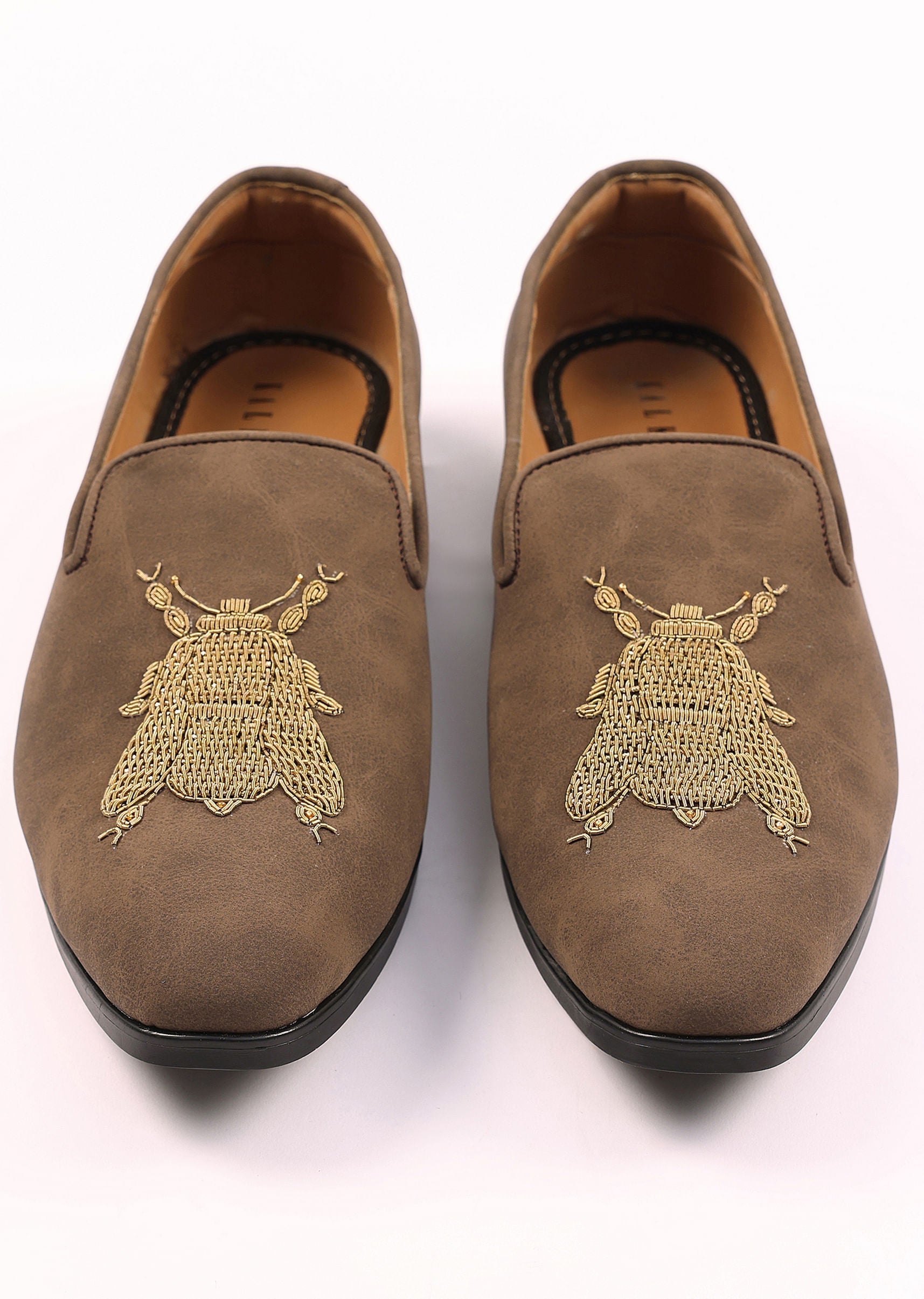 brown_zardosi_embroidered_jutti-sg250486_3_123f64aa-1bb4-46cc-b99d-857c3f8814c8.jpg