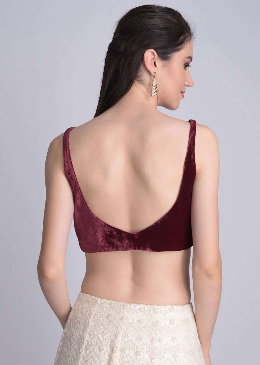 burgundy-sleeveless-blouse-in-velvet-with-curved-v-neckline-online-kalki-fashion-1520172y_2_bb6d8c3e-7f7d-4451-8965-ad9b7329eb08.jpg