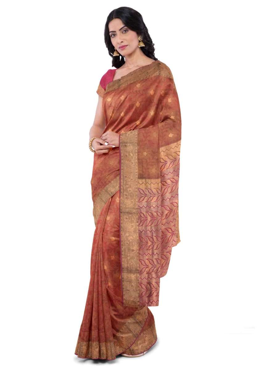 burnt-orange-banarasi-silk-saree-with-magenta-silk-blouse-piece-only-on-kalki-358717_6_d547f425-ab6d-42aa-968b-555ff77ccf09.jpg