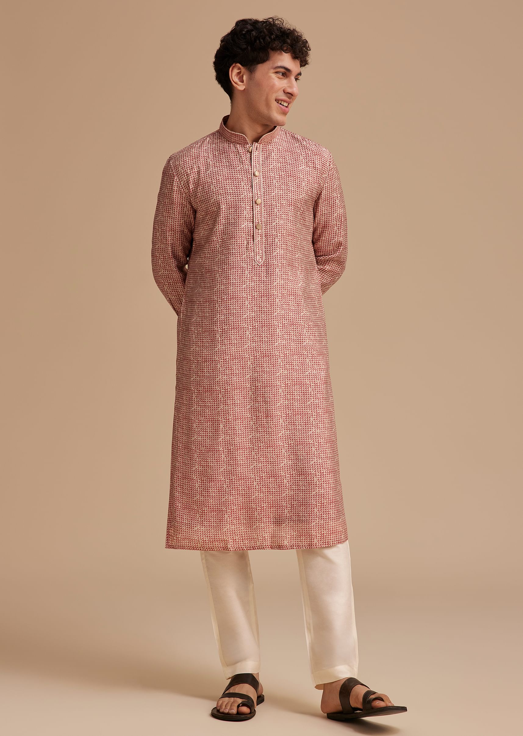 buy-maroon-muslin-abstract-printed-kurta-set-sg304855-2_42f9e9ec-e2d7-4e30-915d-fb6791d912e3.jpg