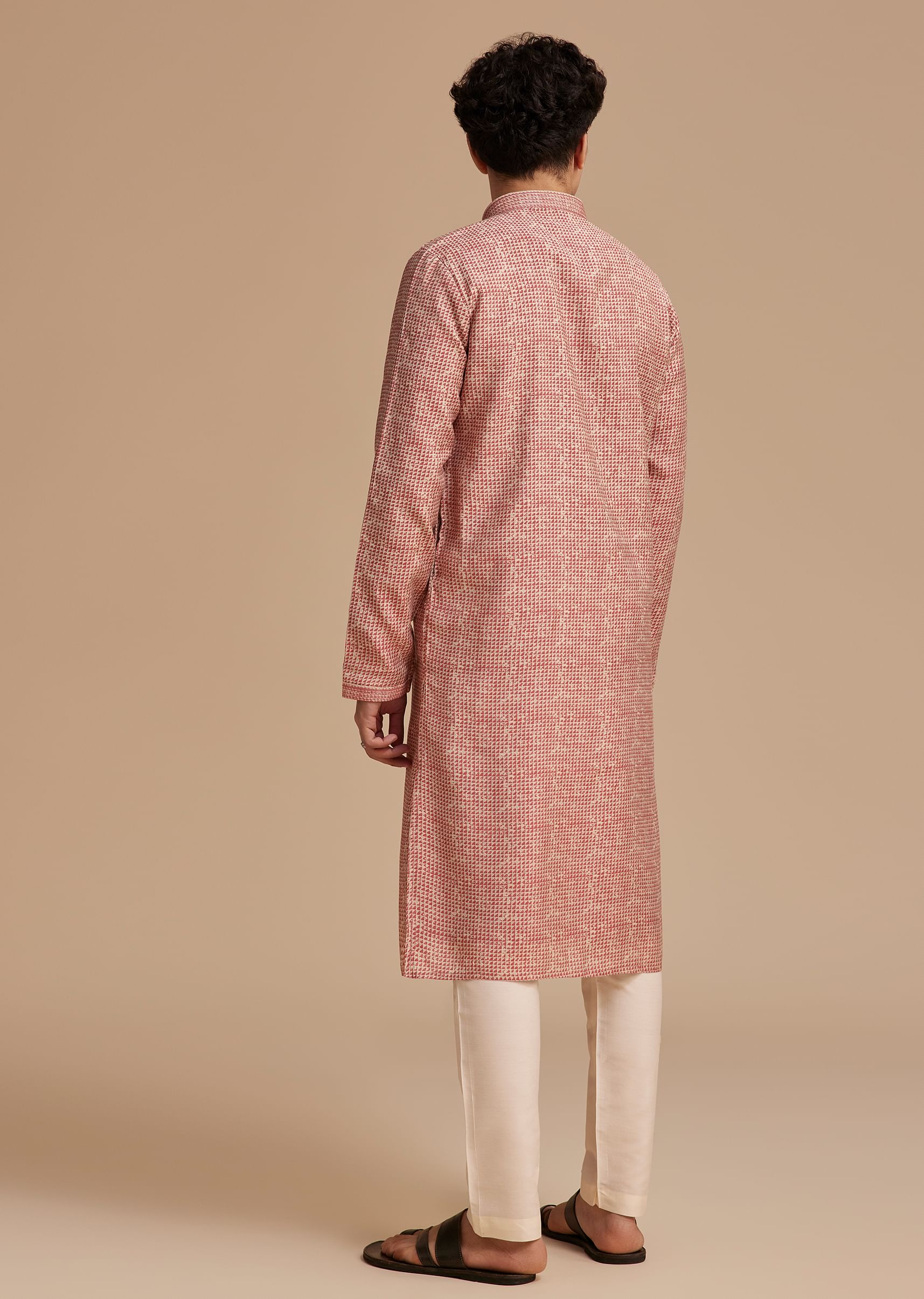 buy-maroon-muslin-abstract-printed-kurta-set-sg304855-5_673ede59-9c8c-4c34-877d-ee6c1d67a210.jpg