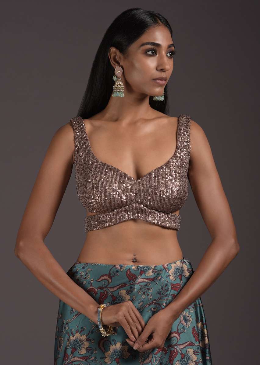 champagne-gold-sleeveless-blouse-in-sequins-fabric-with-cutouts-on-the-sides-and-back-online-kalki-fashion-m001blra346y-sg52183_2_679556cd-3f7f-40be-a9cd-9f6286145ec4.jpg