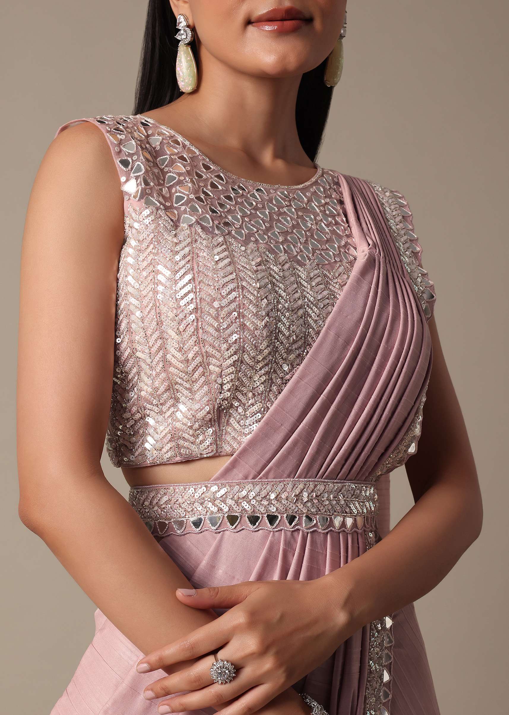 chic_pink_saree_with_ready-made_blouse-sg214149_4_b01905d4-2a9b-401c-8c64-a09f2d1cdeac.jpg