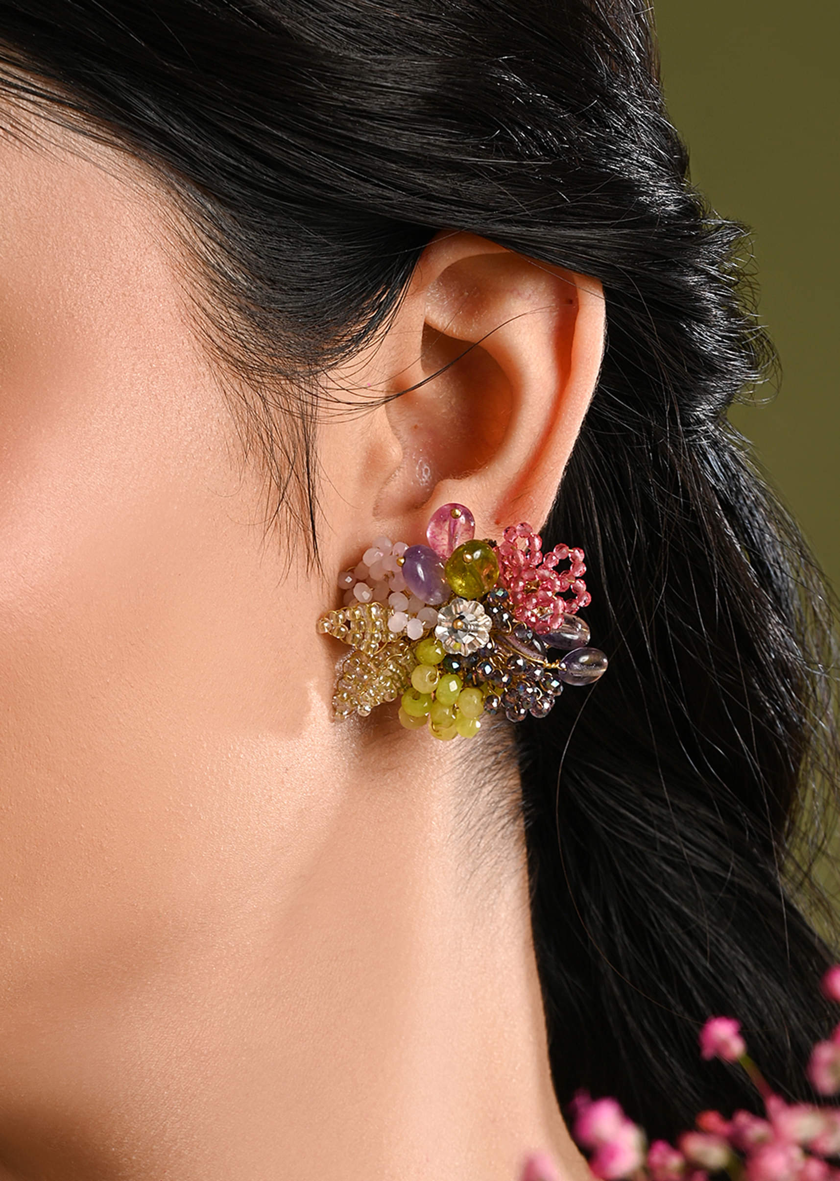 colourful_stone_studs_indian_wedding-sg370956-1-nosto_6.jpg