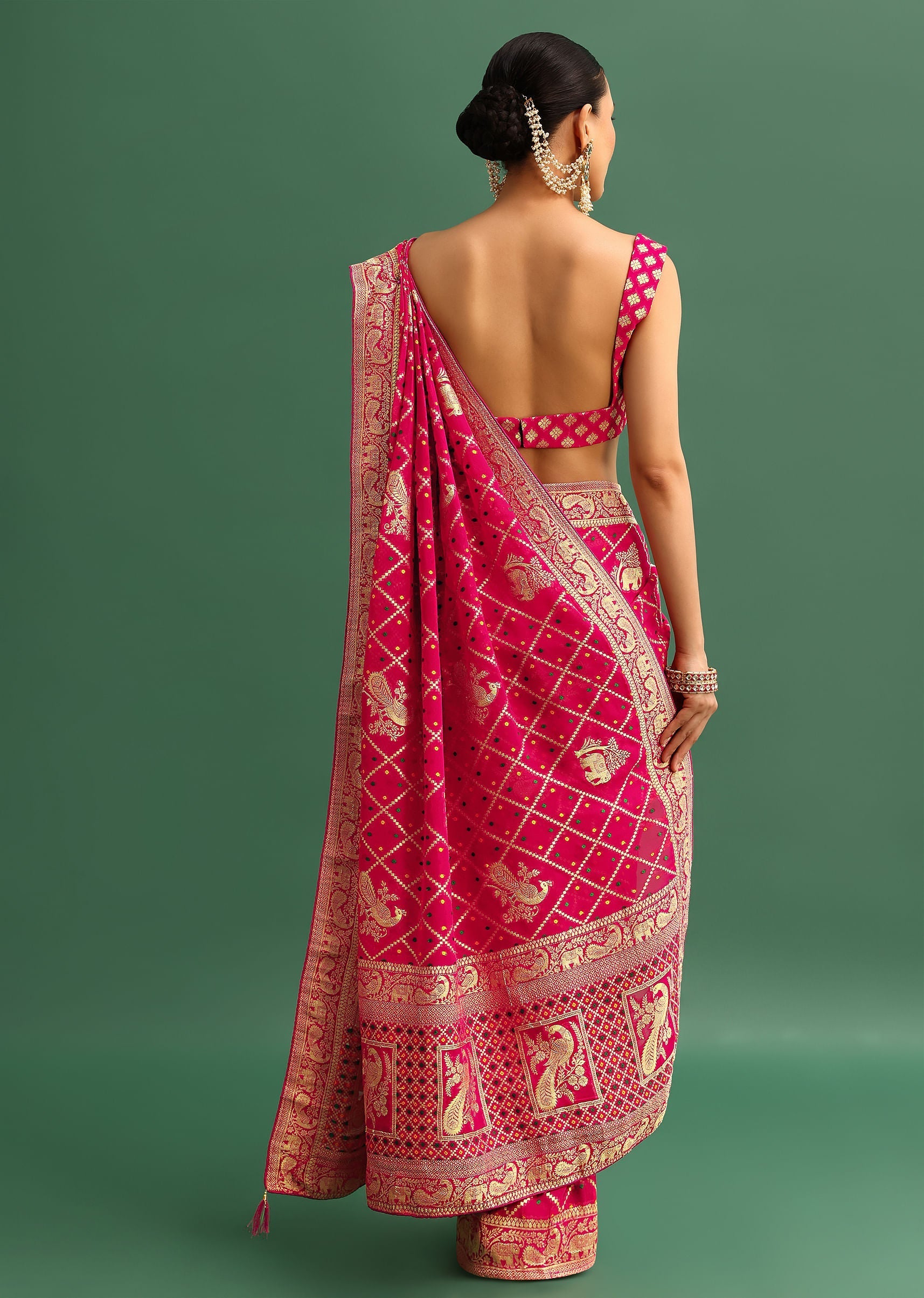 coral_khaddi_georgette_saree_with_zari_jaal_bandhani_weave_and_unstitc-sg182429_15_fe8b810f-5db7-42cf-9758-1282a7a4c86b.jpg