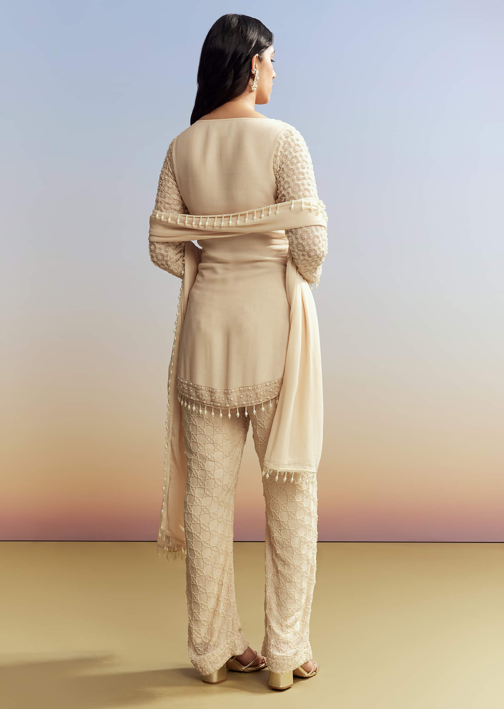 cream-beaded-kurta-set-with-dupatta-sg326348-5.jpg