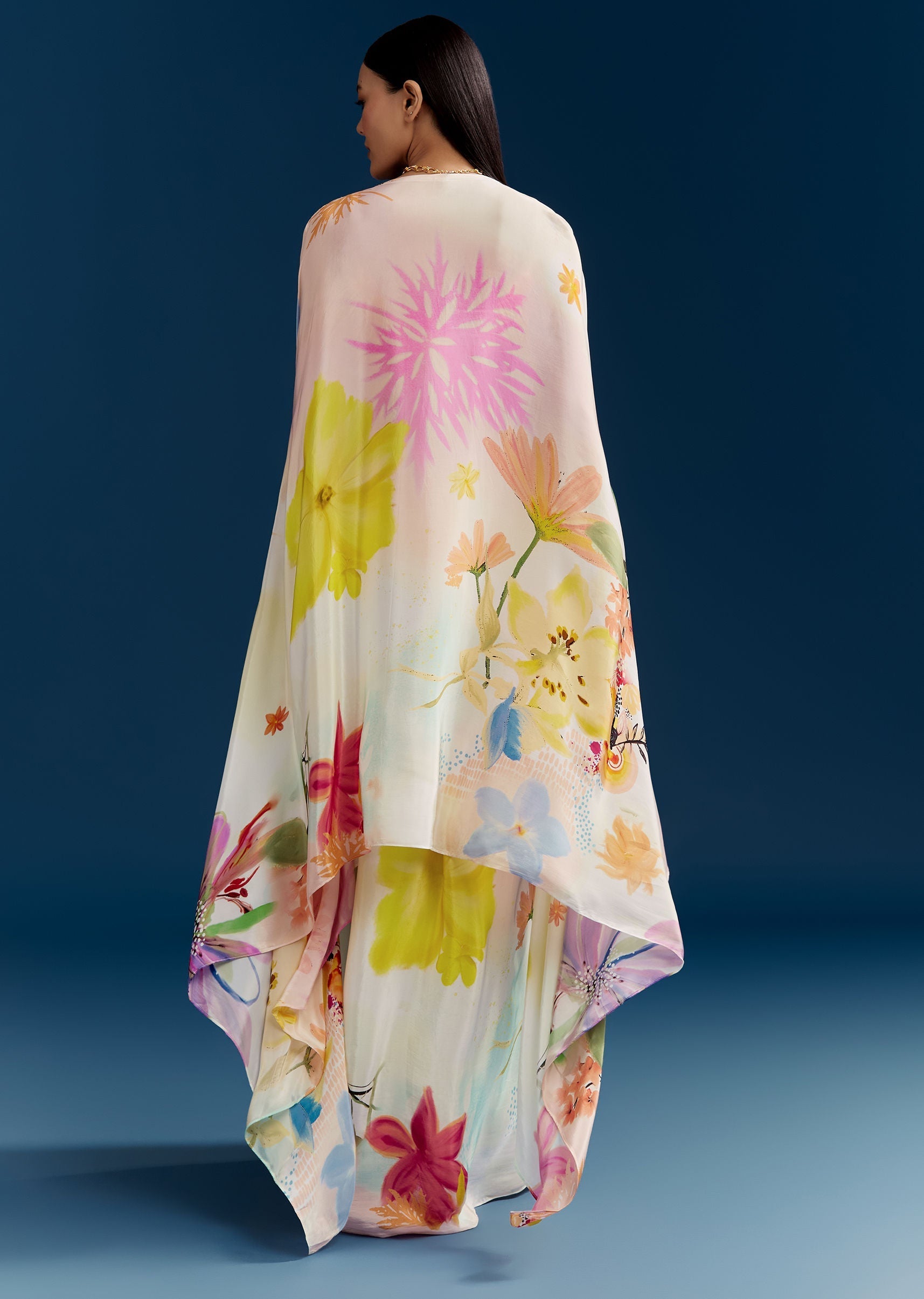 cream-crop-top-skirt-set-with-embroidered-cape-and-floral-print-sg329625-5_82555e36-edad-47de-b2d4-a3817fdc4155.jpg