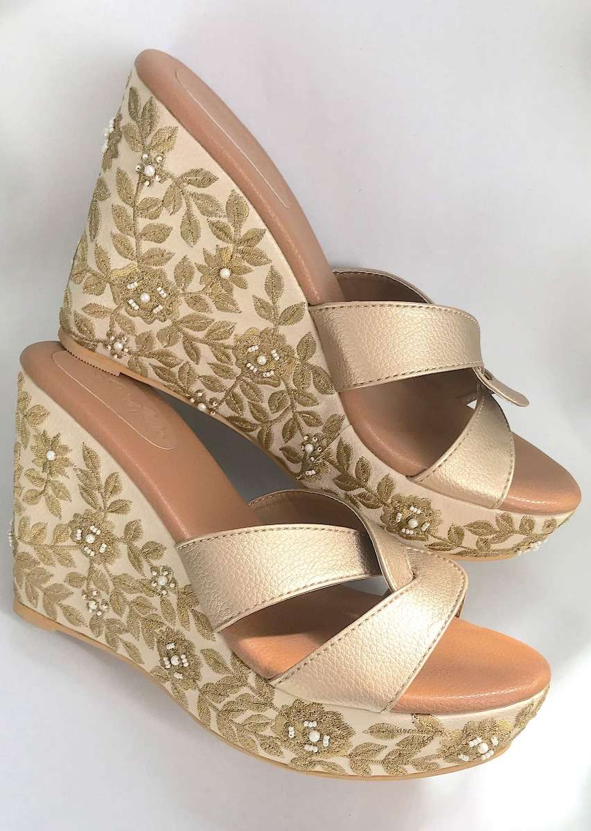 cream-wedge-heels-with-golden-zari-and-beads-embroidered-floral-jaal-by-sole-house-sg46316_2__1_1_7d116cbc-74ad-4722-9239-3cdb94b31cfc.jpg