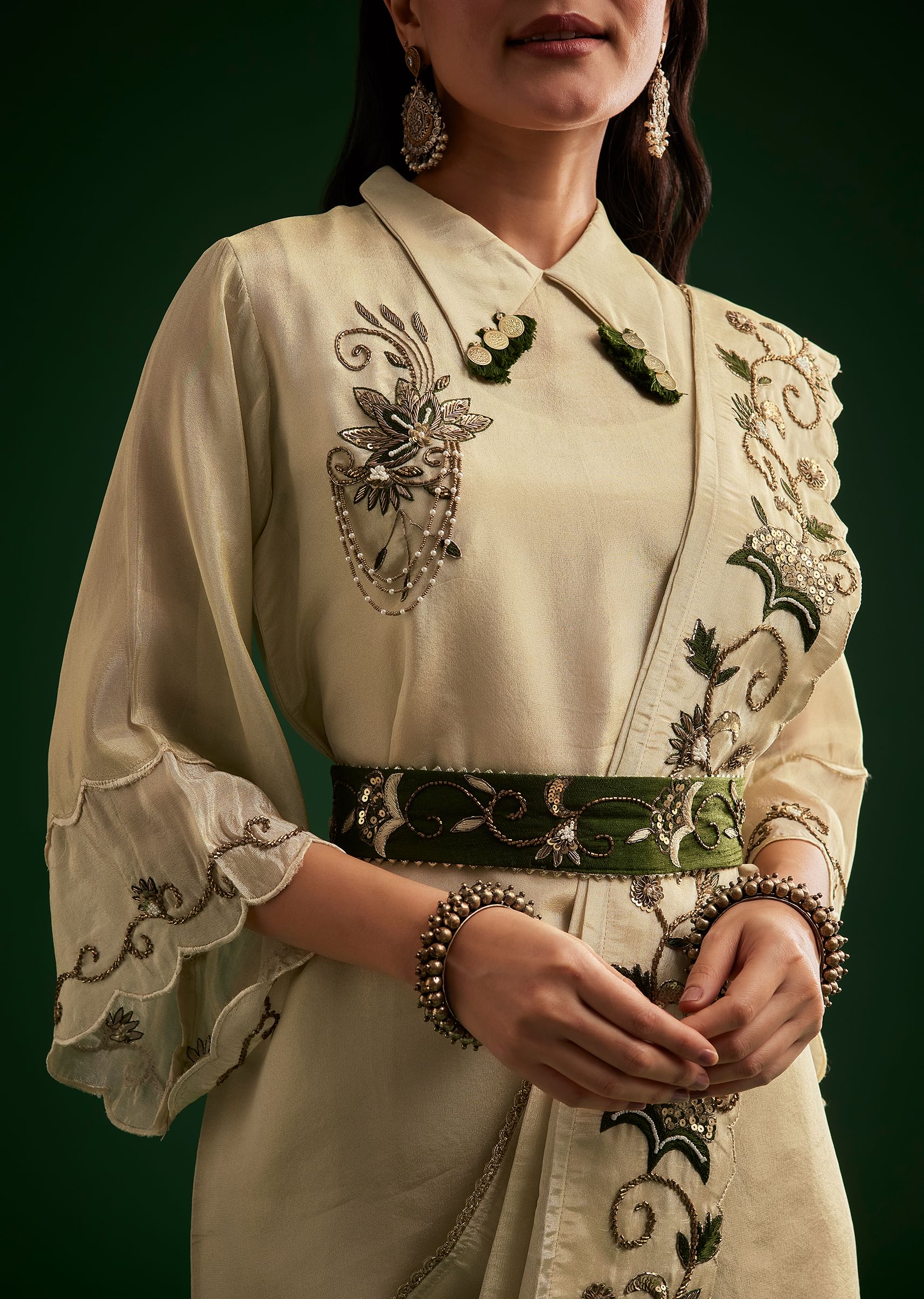 cream-white-tissue-kurta-dhoti-with-dupatta-and-belt-sg304347-2_148df255-10e1-46d0-a092-c0be40f37cd1.jpg