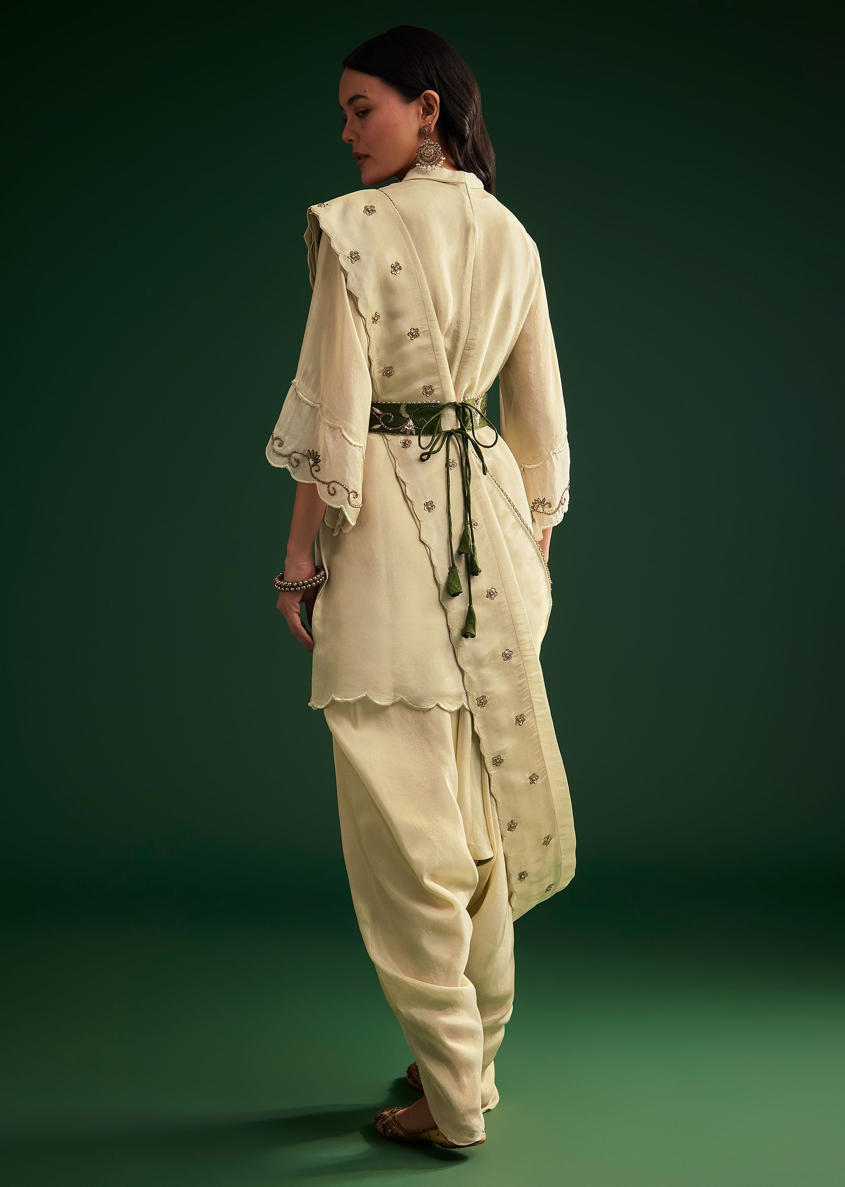 cream-white-tissue-kurta-dhoti-with-dupatta-and-belt-sg304347-5_f96e6718-54f7-4414-bd3e-47ee438629ab.jpg
