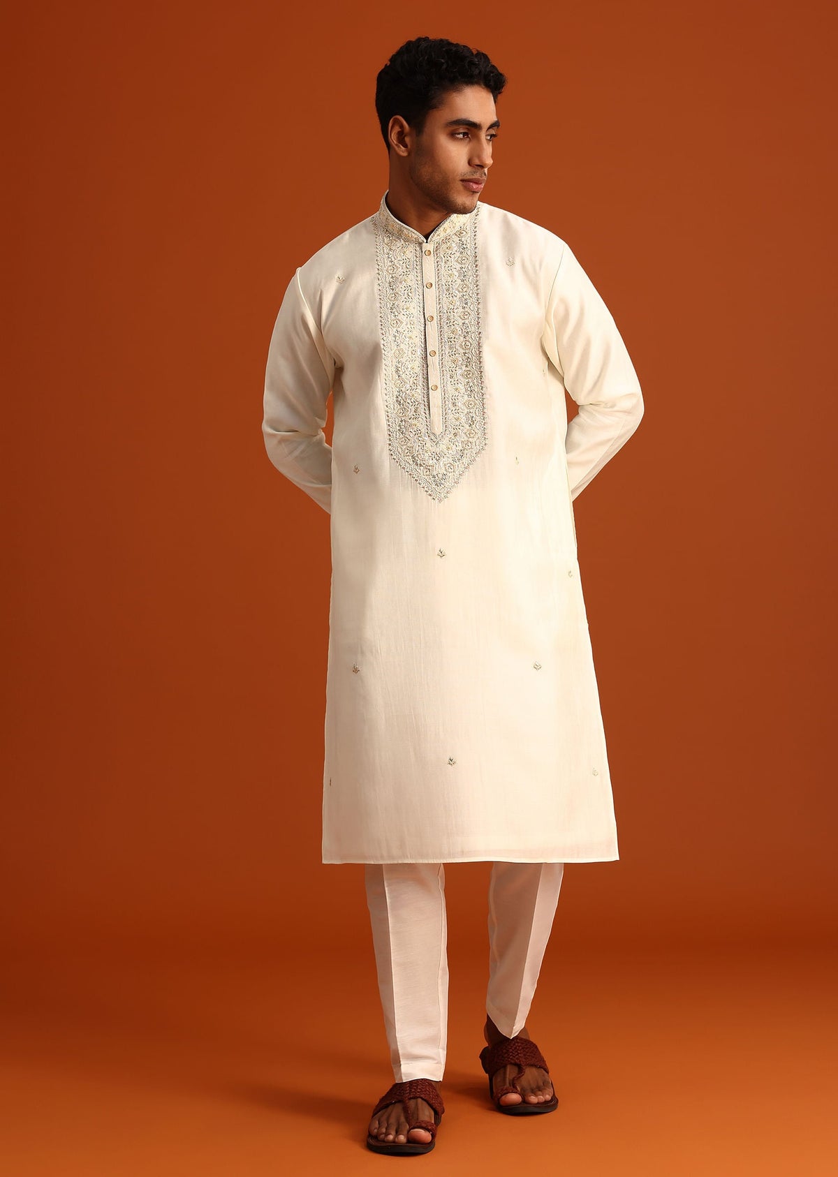 cream_threadwork_kurta_set-sg263615_6_94d66d7e-da71-410f-9b46-6648413425b8.jpg