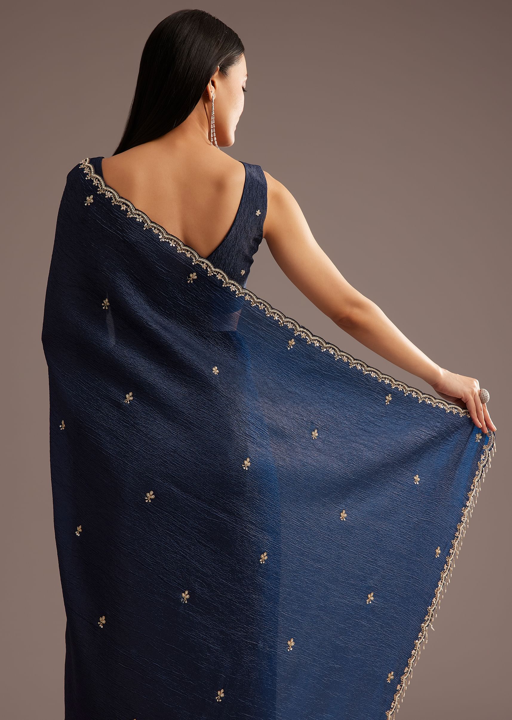 crushed-tissue-saree-with-cutdana-scallop-border-sg285434-6_bc5edf69-bbea-4cd3-b224-f83378271a76.jpg