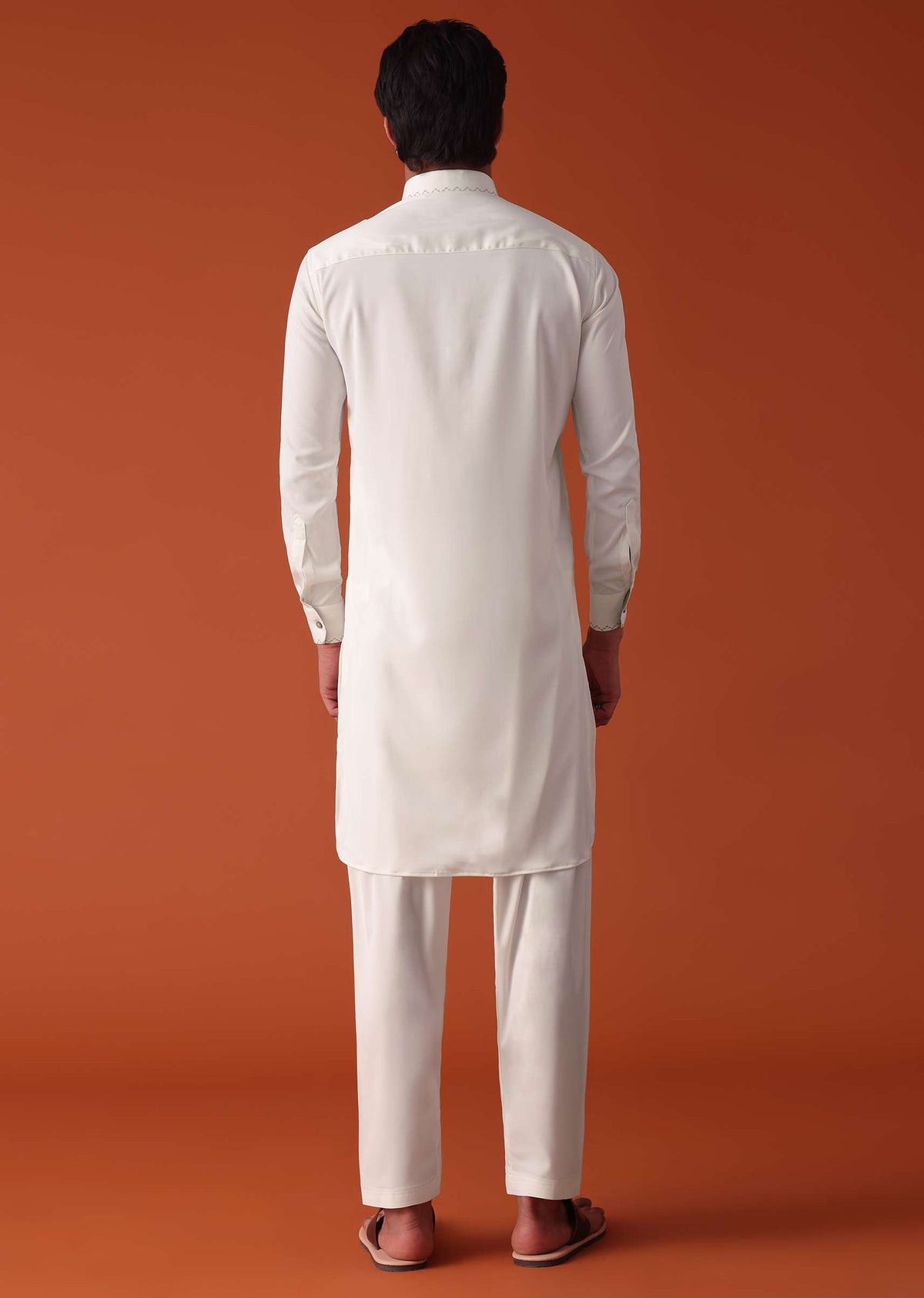 daisy_white_pathani_kurta_set_in_terry-sg140879_8_999e6129-6511-42eb-a2c4-f3e280c71307.jpg